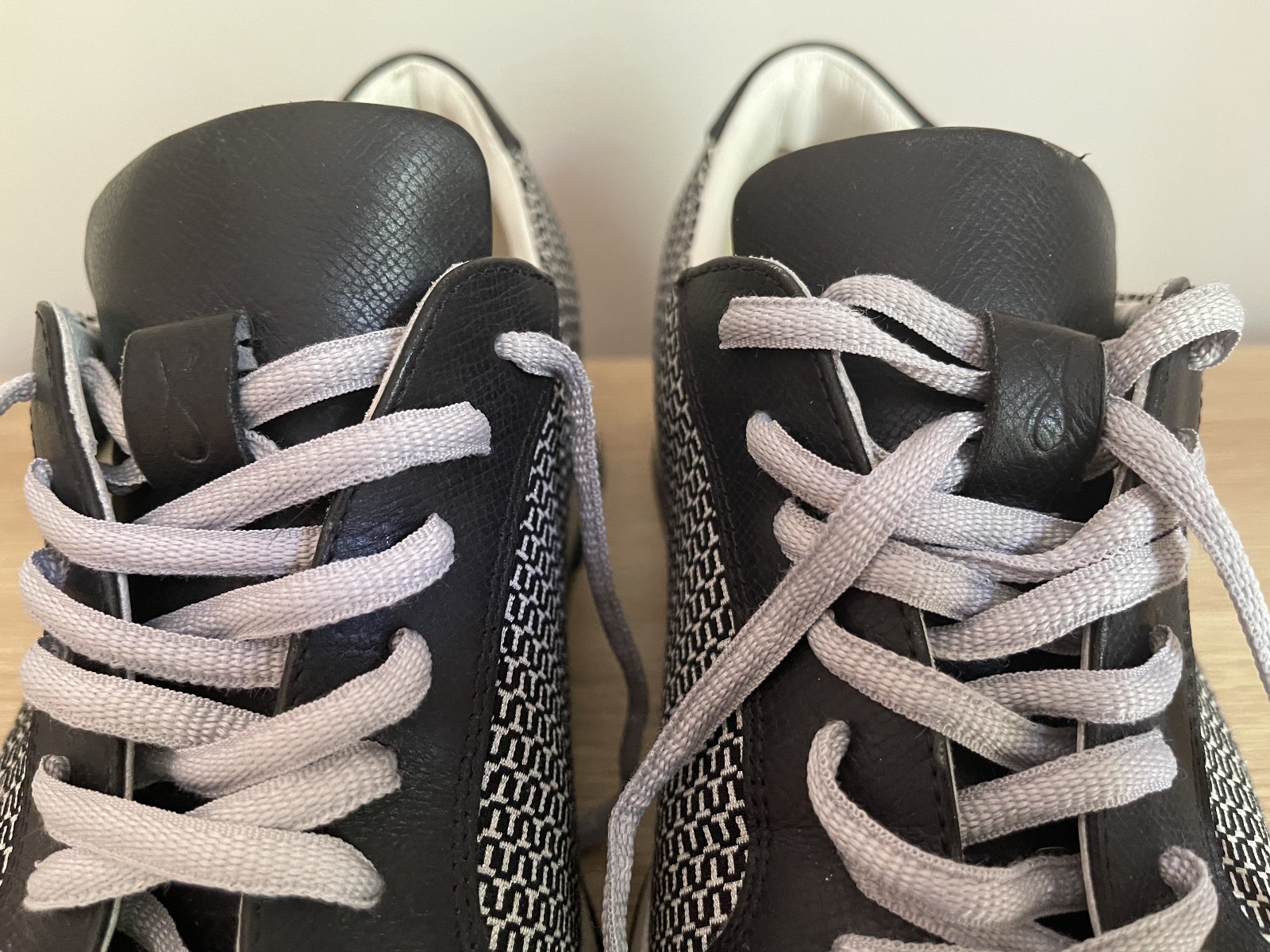 Sebastian Cruz Couture Luxury Sneakers Black White Pattern Low SZ 40 EU 7.5/9 US