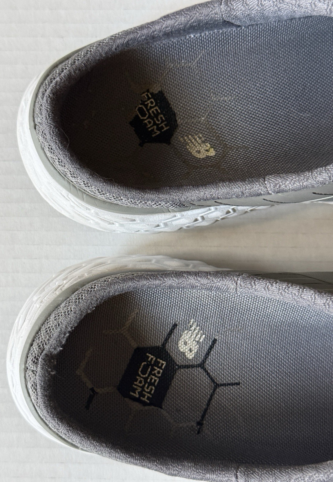 New Balance Gray / White Sneakers Walking Shoes Open Back #WA900GY Women’s Sz 8