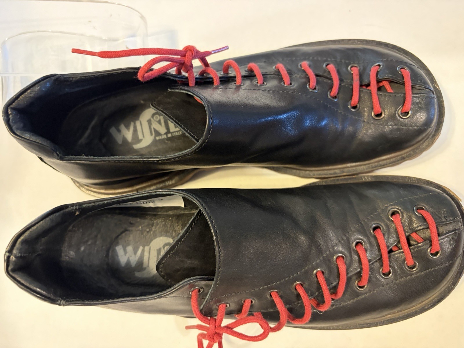 Wind Leather Upper Rubber Sole Itsly Size 36 Black W/Red Laces