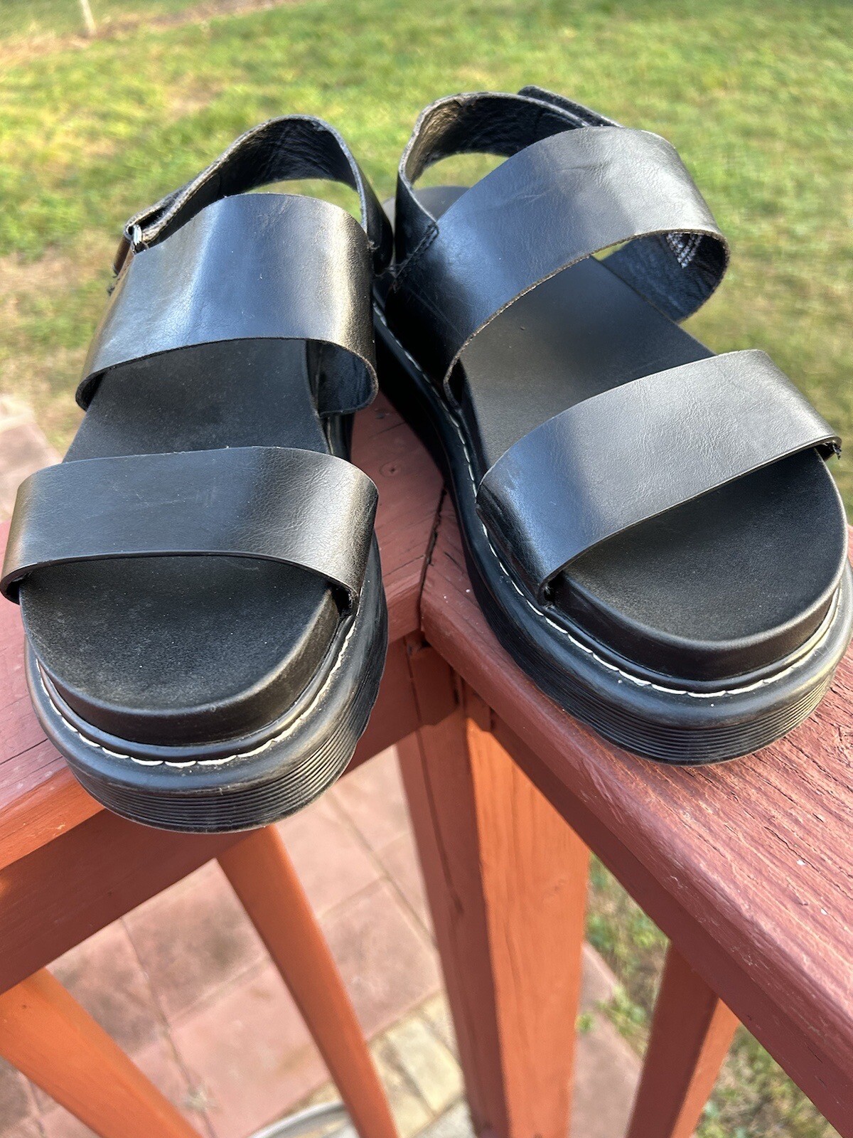 Limelight Black Chunky Platform Y2K Amity Sandals 10