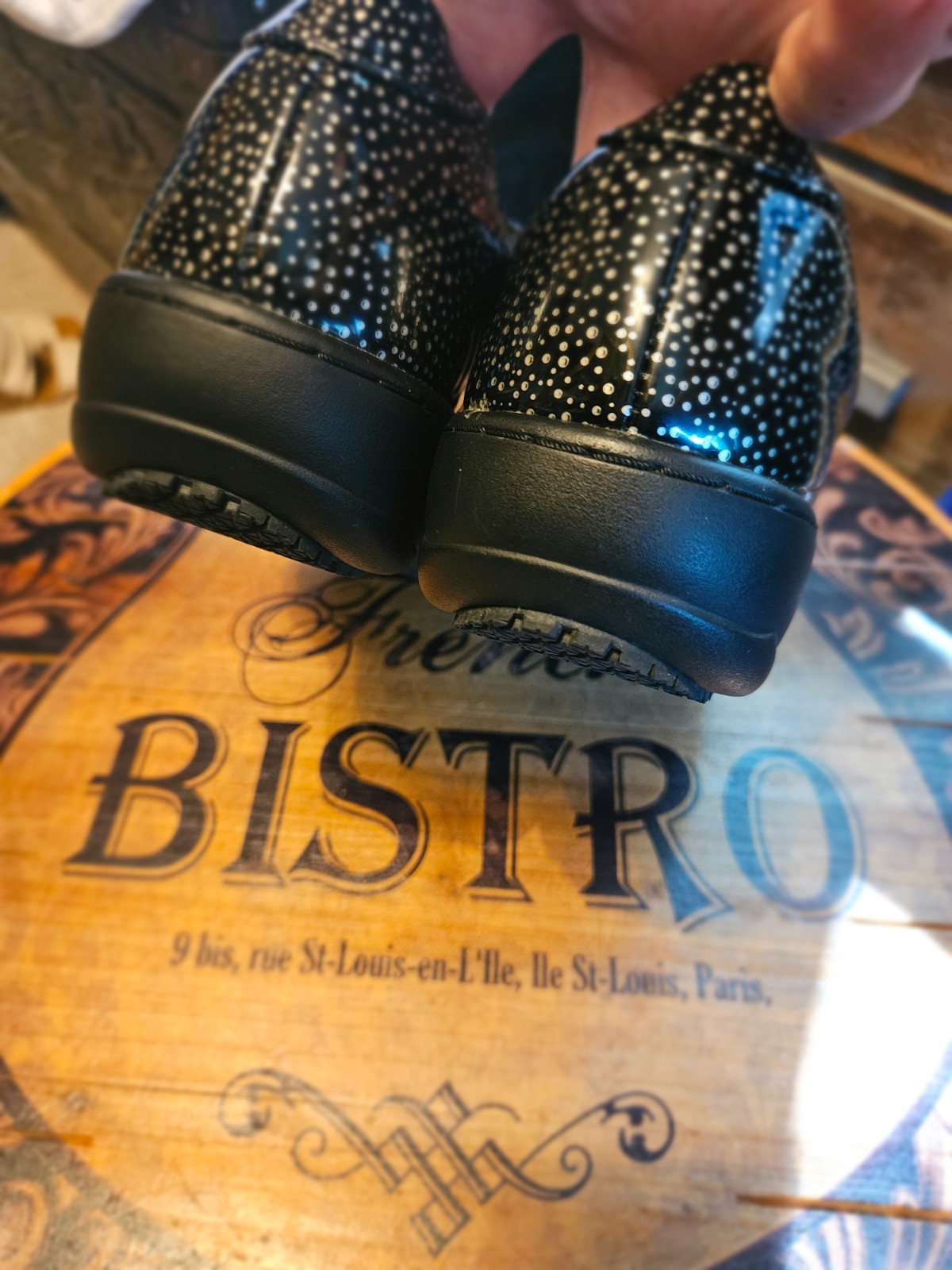 SPRING STEP SLIP ON SHOES BLACK TINY BUBBLE PATTERN – SIZE 7 – MOISTURE WICKING
