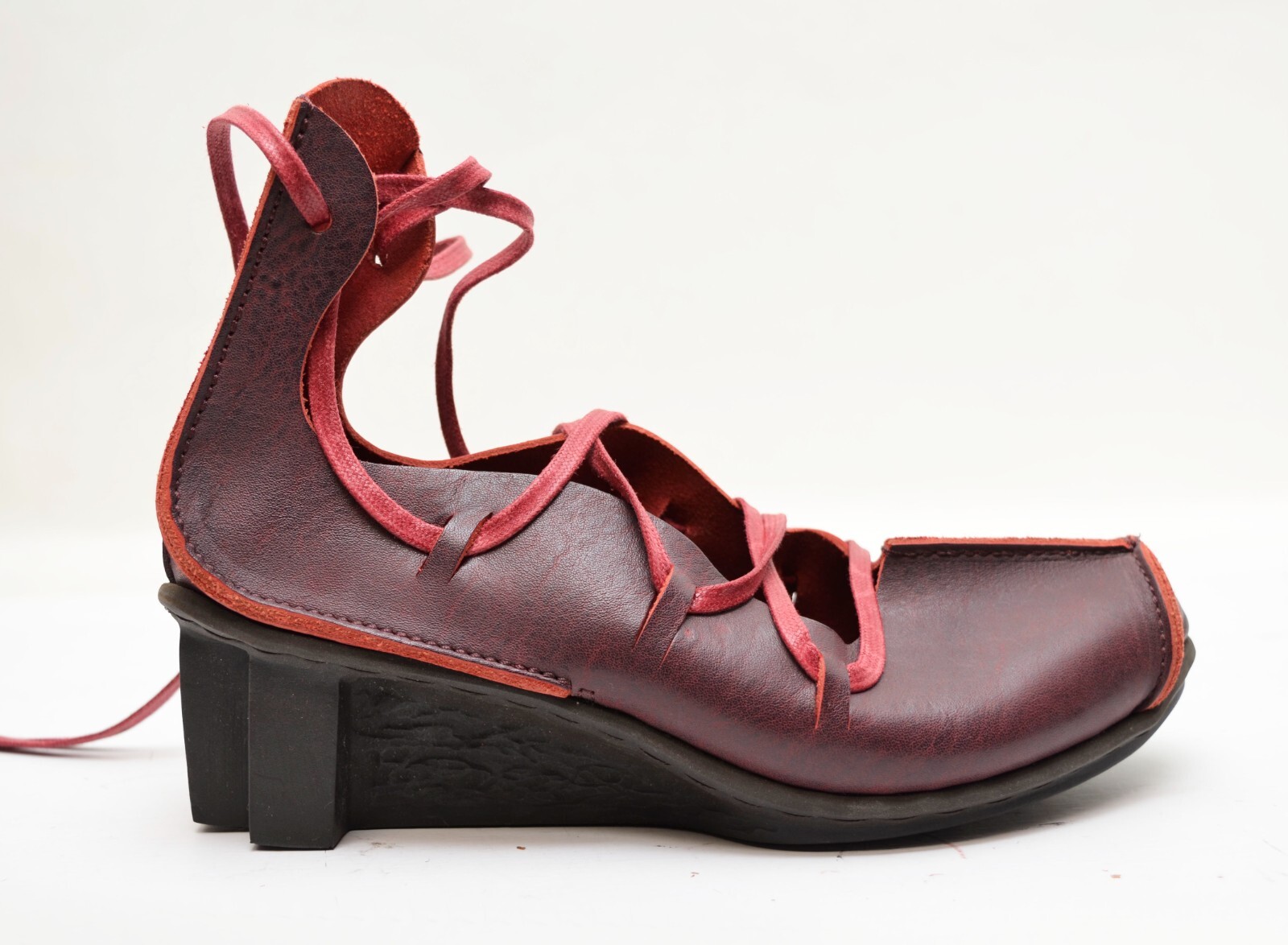 Trippen Blade f Handmade in Germany Red Waw Leather Wedge Court Shoe – Sz 35