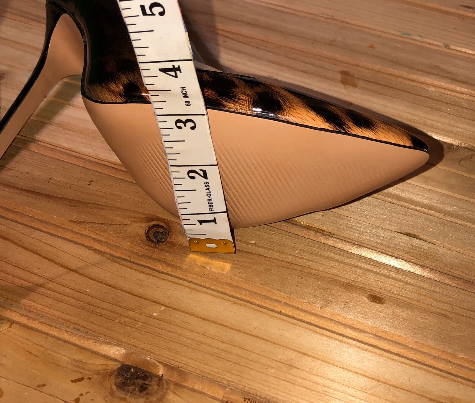 Stiletto heels Black Pointed Toe Sexy 6.5 Cheetah Ombre Sold Out $50 4.25 Heel