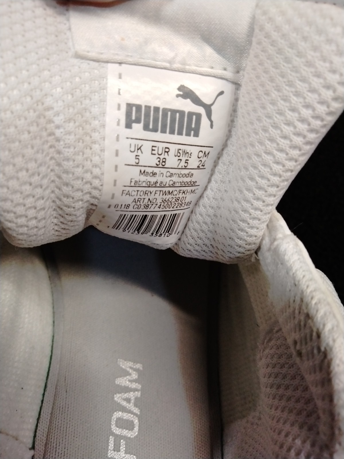 Puma Womens Size 7.5 Smash Preforated 36623801 White Running Shoes Sneakers