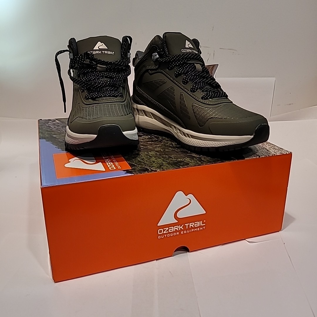 Ozark Trail Women’s Size 7 Olive Leather Waterproof Tech Hiker Boot Shoes NWT