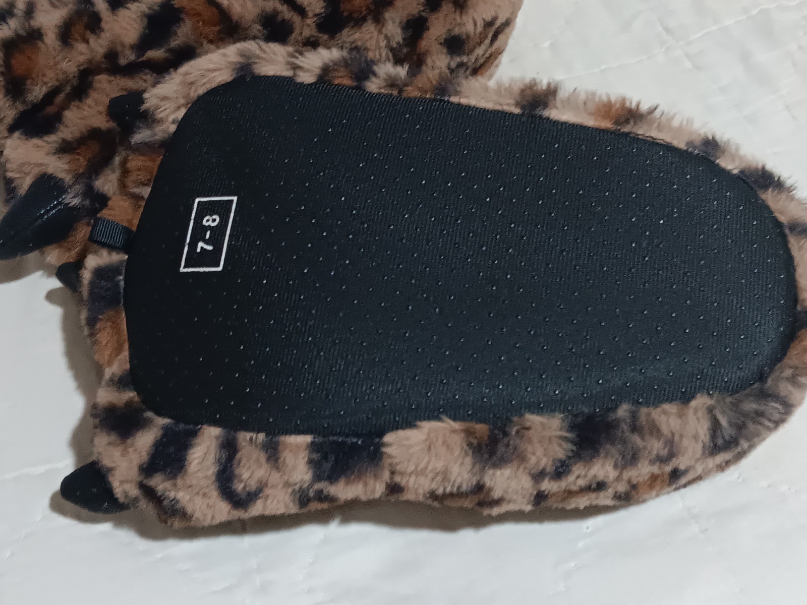 Fluffy Leopard Slippers Size 7-8, Novelty, Costume