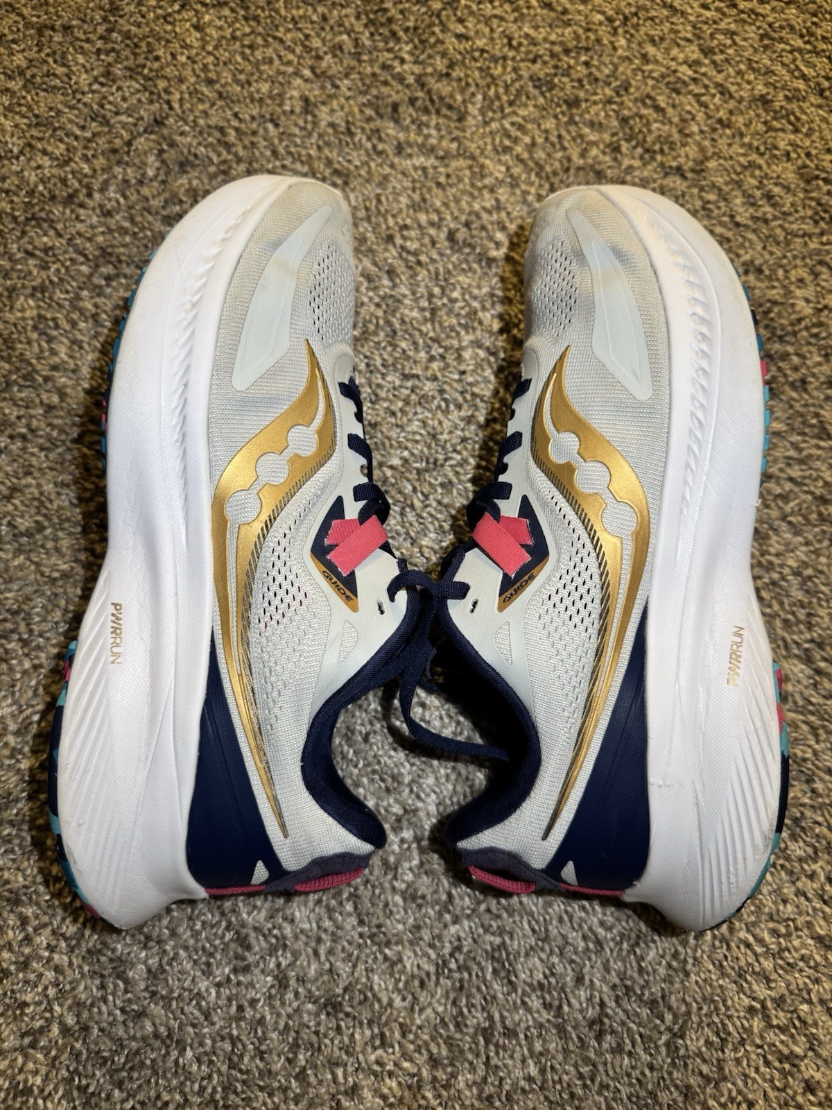 Saucony Guide 15 Lace-Up Low Top Running Sneakers Colorblock Mesh S10684-40