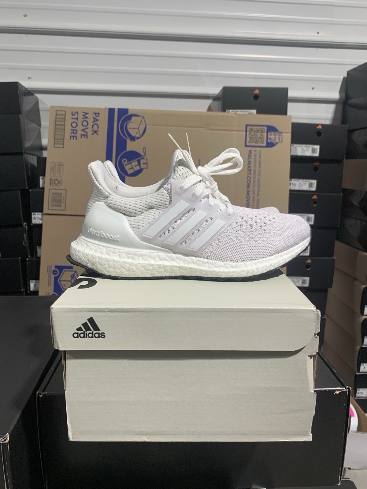 Adidas Ultraboost 1.0 Triple White Running Shoes HQ4207 Women’s size 6