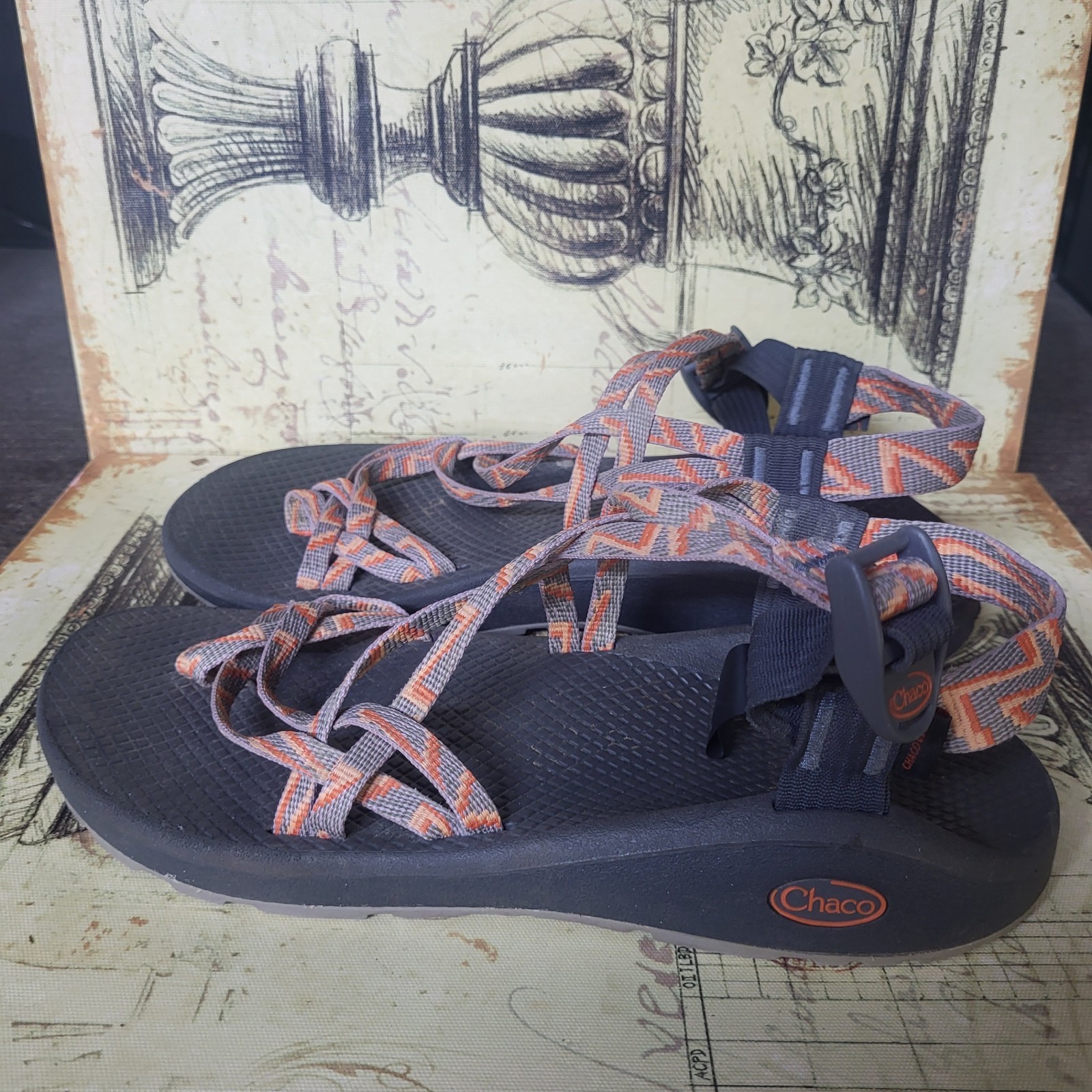 Size 10 Chaco Z Cloud X2 Toe Strap Classic Sandals Women’s ZigZag Orange Gray