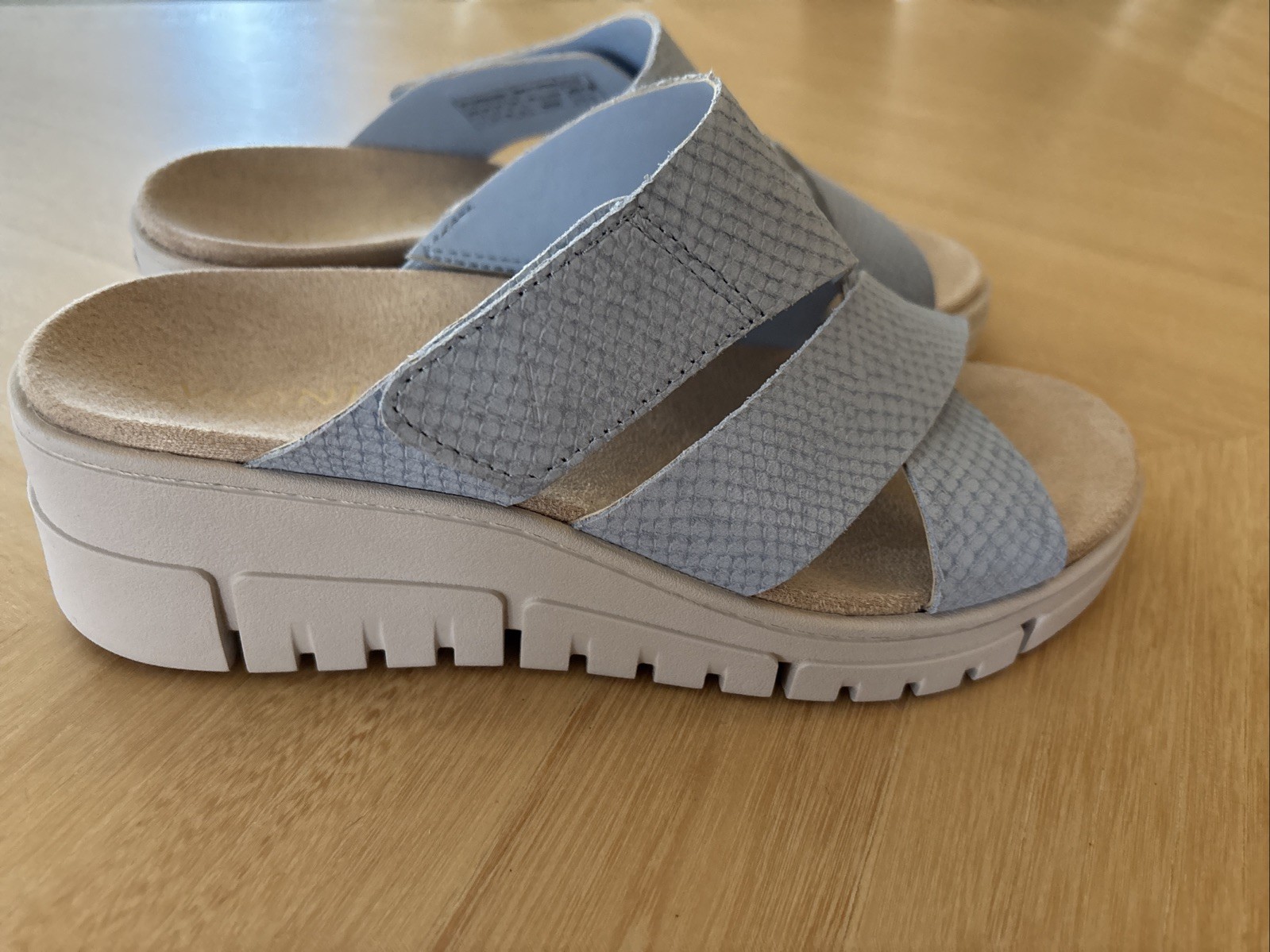 Vionic Uptown Sunset Womens Sandals Blue Mist Nubuck USA 6, UK 36,