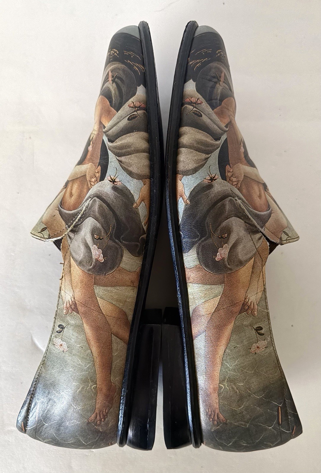 Icon Art to Wear Loafers Botticelli “Birth Of Venus” Angels Sz 9 Excellent Cond.