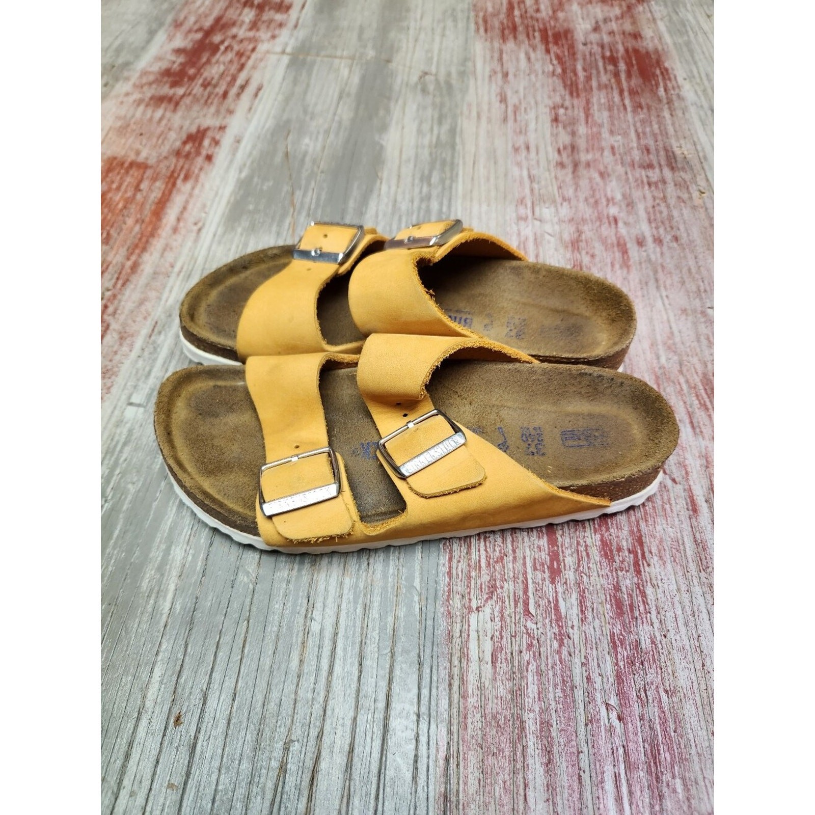 Birkenstock Arizona Soft Footbed sandals in apricot Orange Sherbet Color