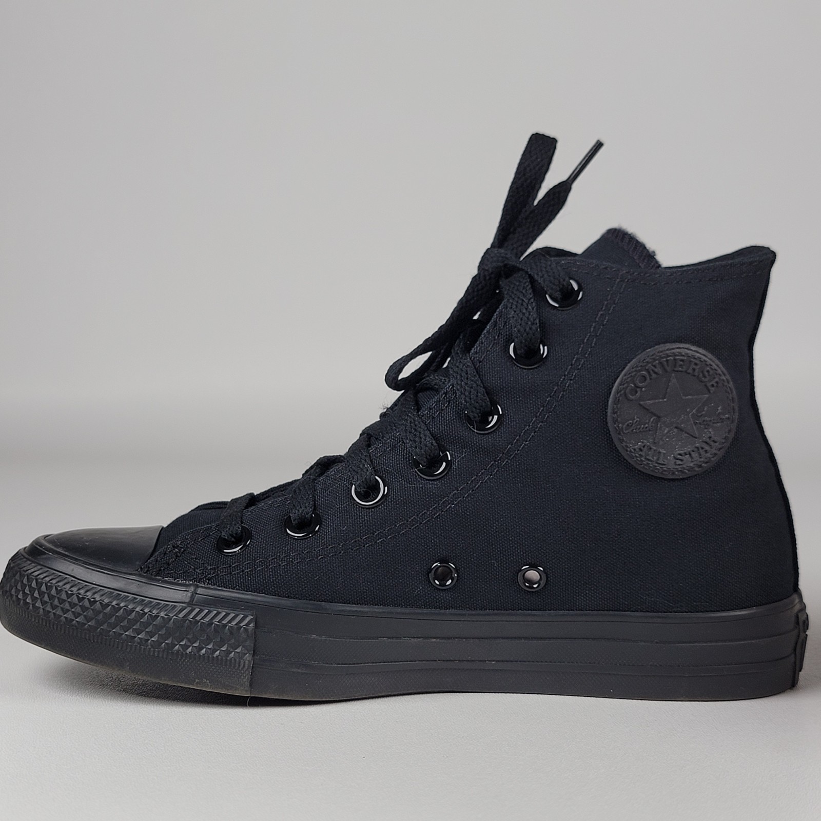 Converse Unisex Chuck Taylors All Star High Top Black Shoes Mens Size 4 Womens 6