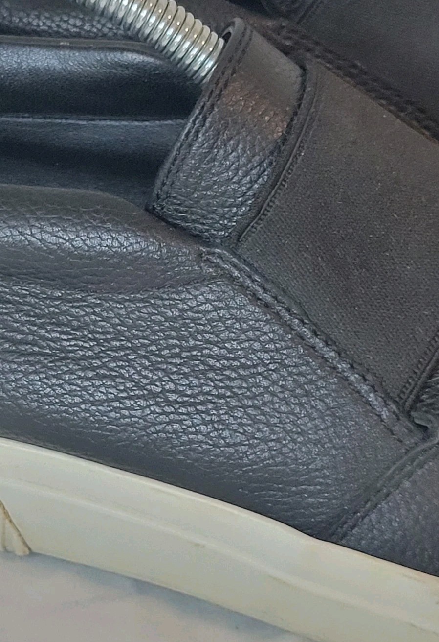 Vince Black Leather Kirkland Slip On Fashion Sneakers Womens Size US 9.5M