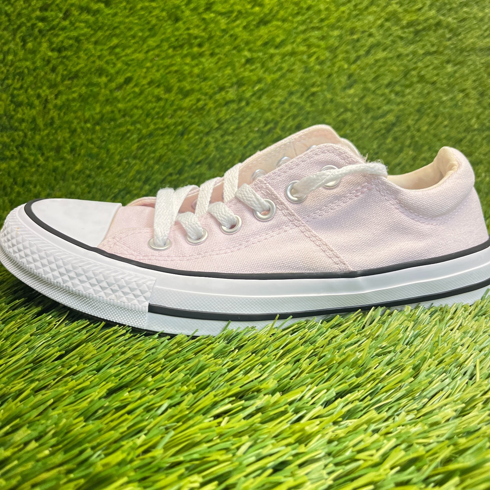 Converse Chuck Taylor All Star Madison OX Womens Size 7 Athletic Shoes Sneakers