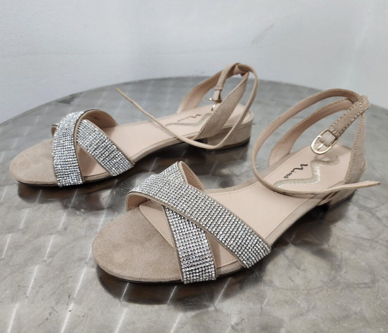 NINA Swan Evening Low Heels Sandal Women Size M Beige Rhinestone
