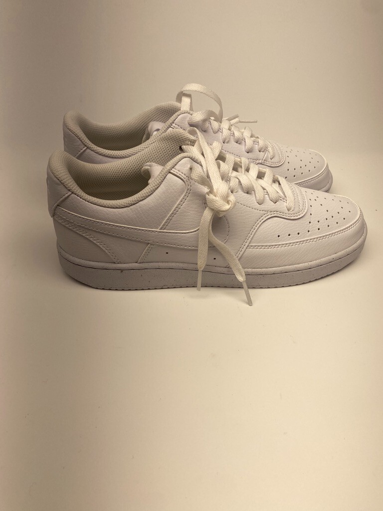 Nike Womens Court Vision Low NN Triple White Sneaker Sz 10