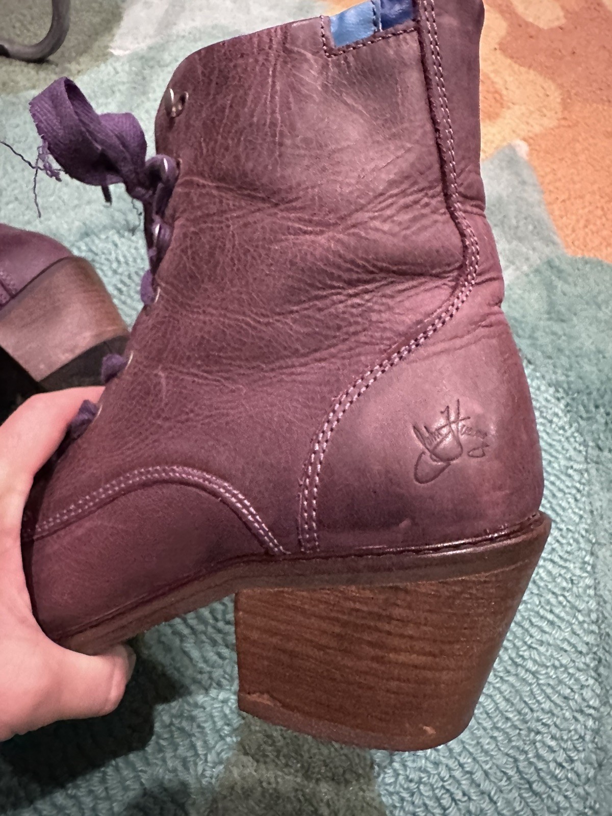 Fluevog EXCELLENT Adriana Nuni purple leather lace-up heeled boot – 11