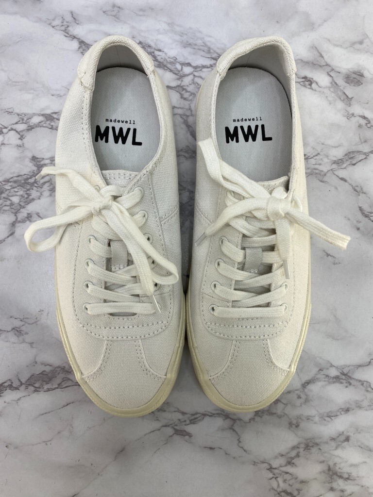 Madewell Sidewalk Low-Top Sneakers in (Re)sourced Canvas, 8.5