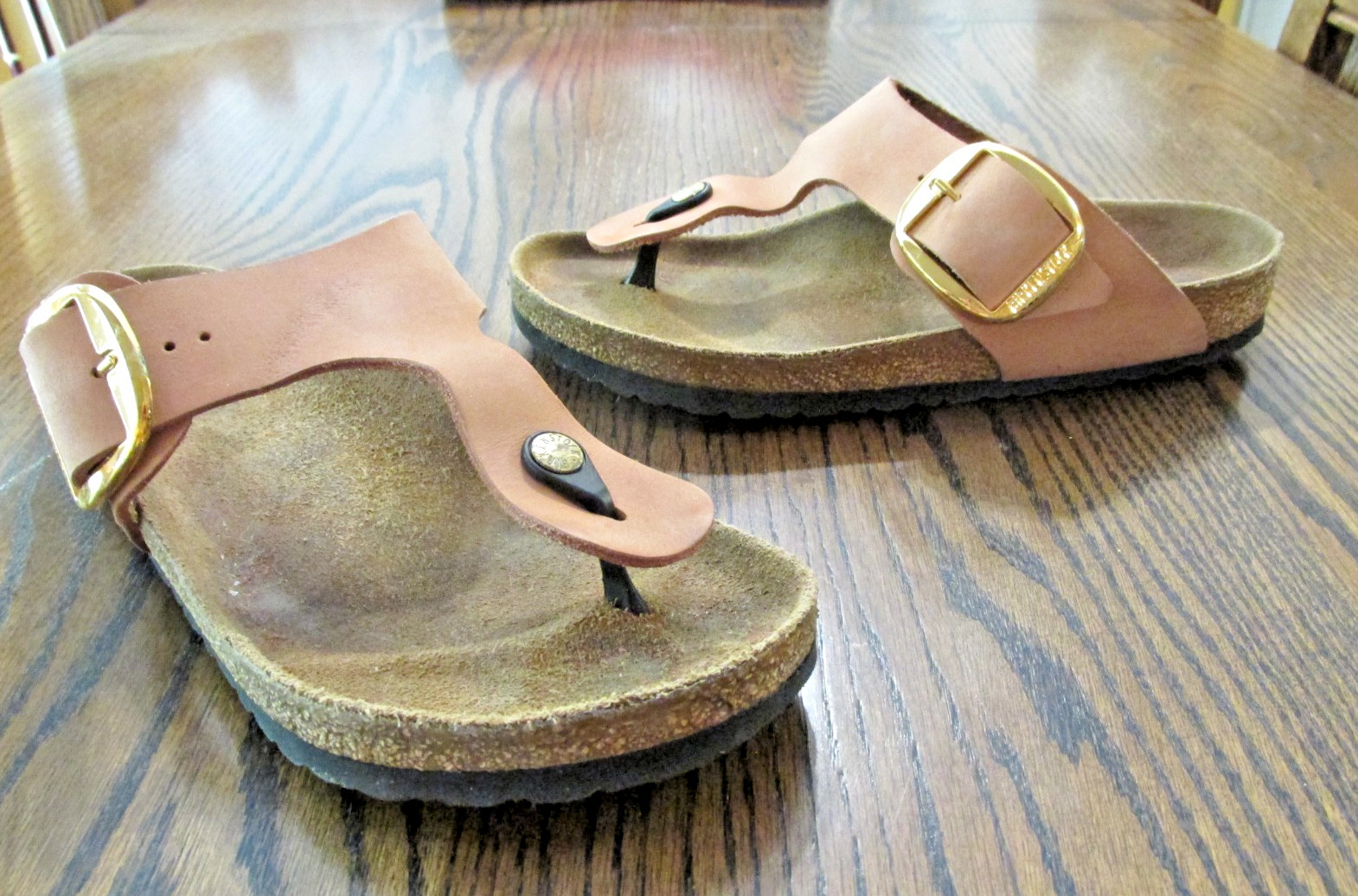 WOMENS BIRKENSTOCK TAN LEATHER BIG BUCKLE GIZEH SANDALS 41 10-10.5 M NICE!