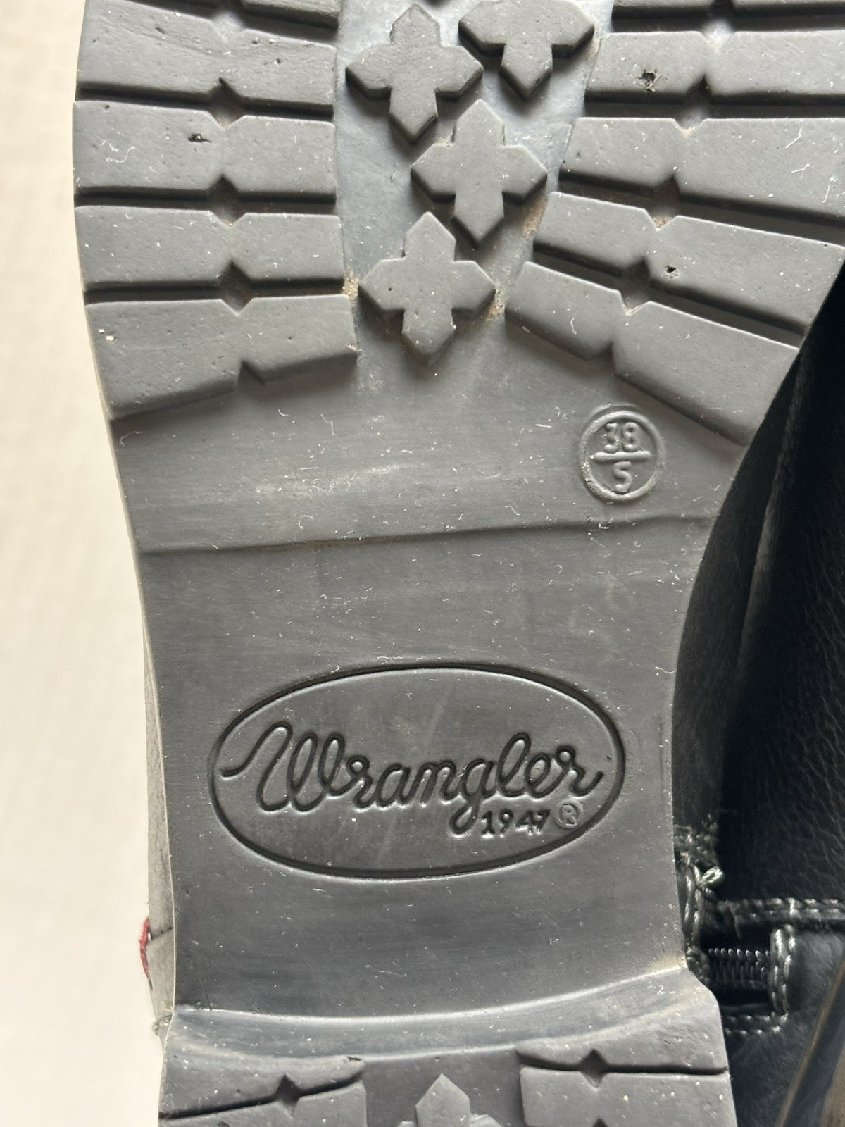 WRANGLER Women’s 7.5 Black Leather Strap Buckle Lined Moto Biker Ankle Boots