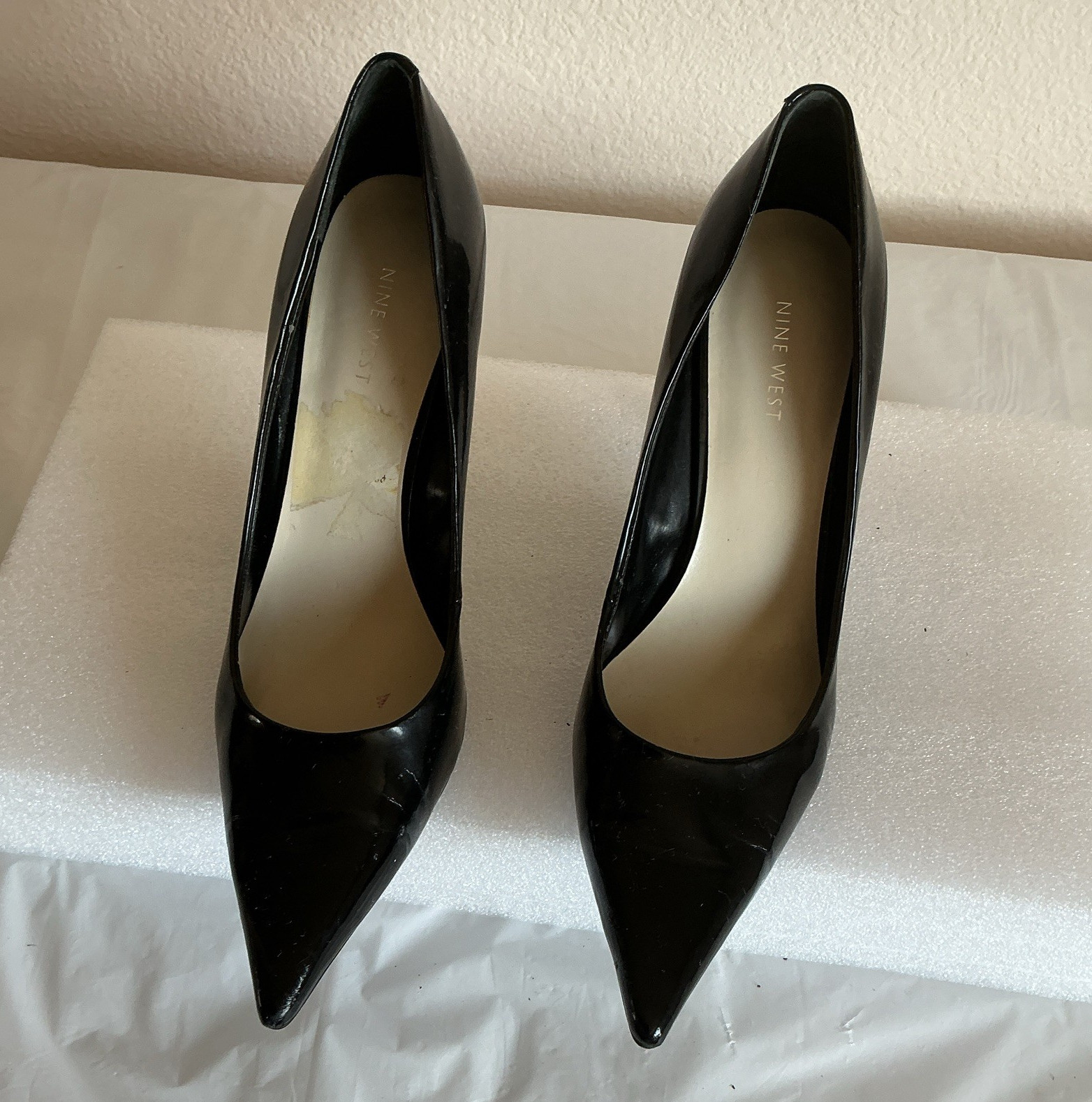 Nine West Leather Stiletto Pump Heel Pointed Toe Rhinestone Black 10.5M