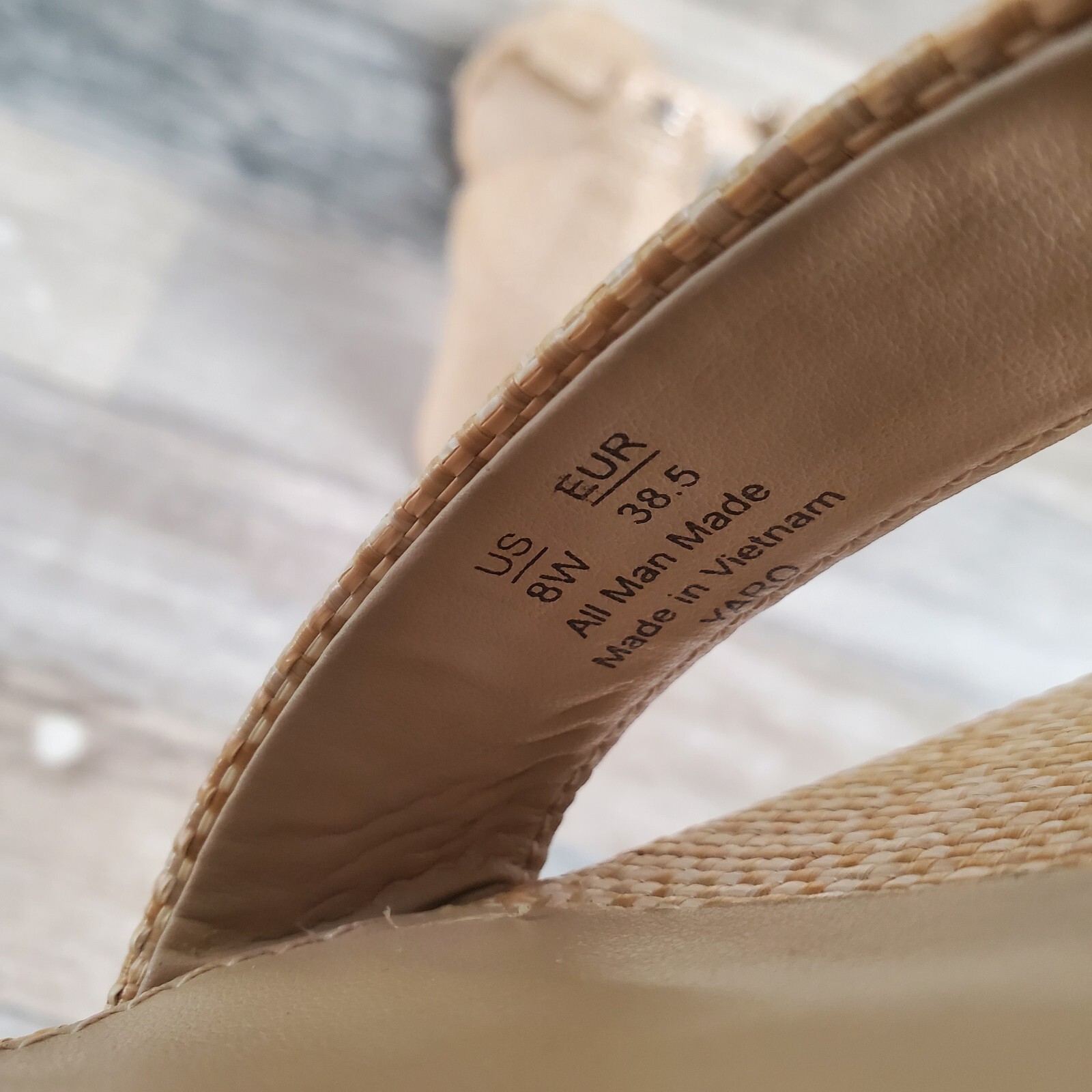 Sam Edelman Yaro Heels Womens Sz 8 Wide Beige Adjustable Ankle Strap Fashion