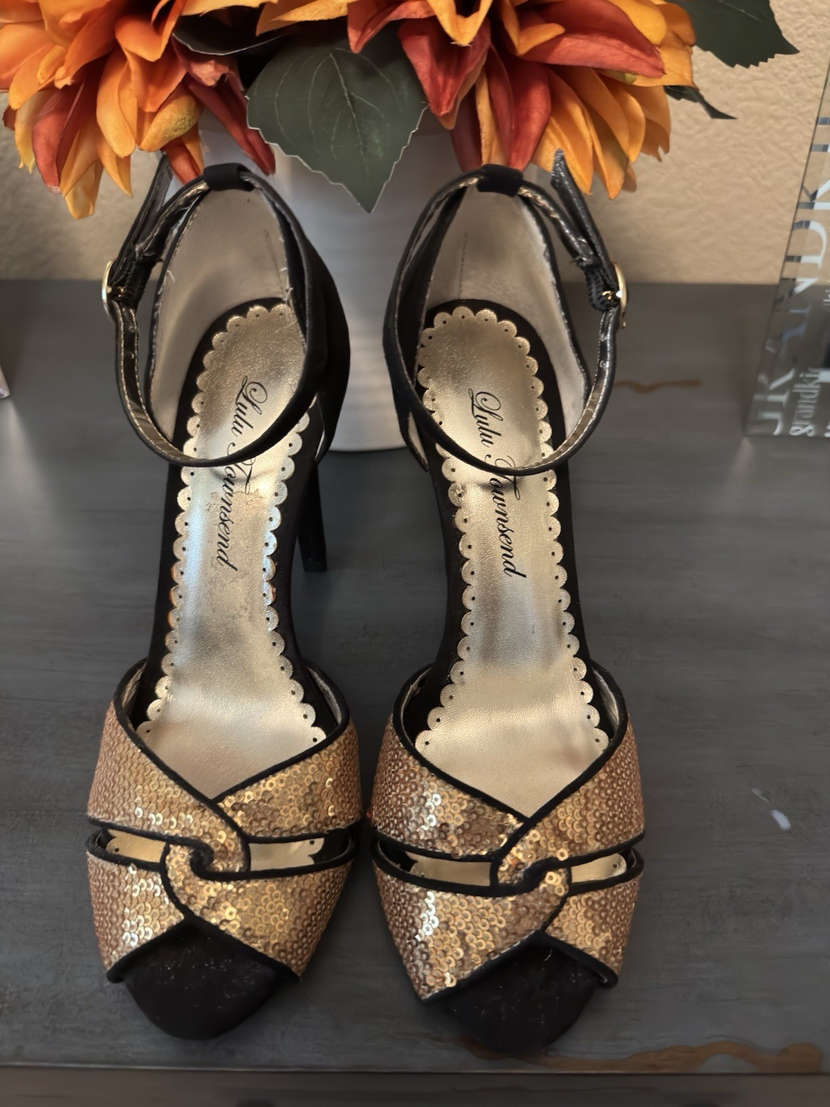 Lulu Townsend Sequin Black Strappy Shoes Size 6