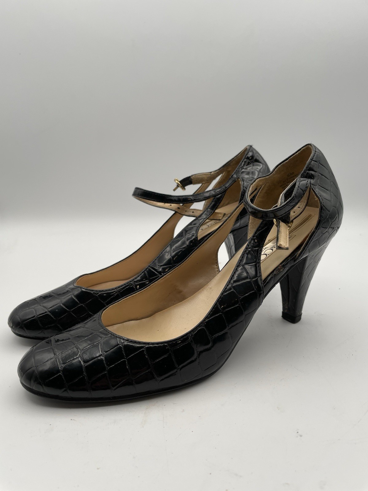 Nine West Black Alligator Look Round Toe Kitten Heel Women Size 8