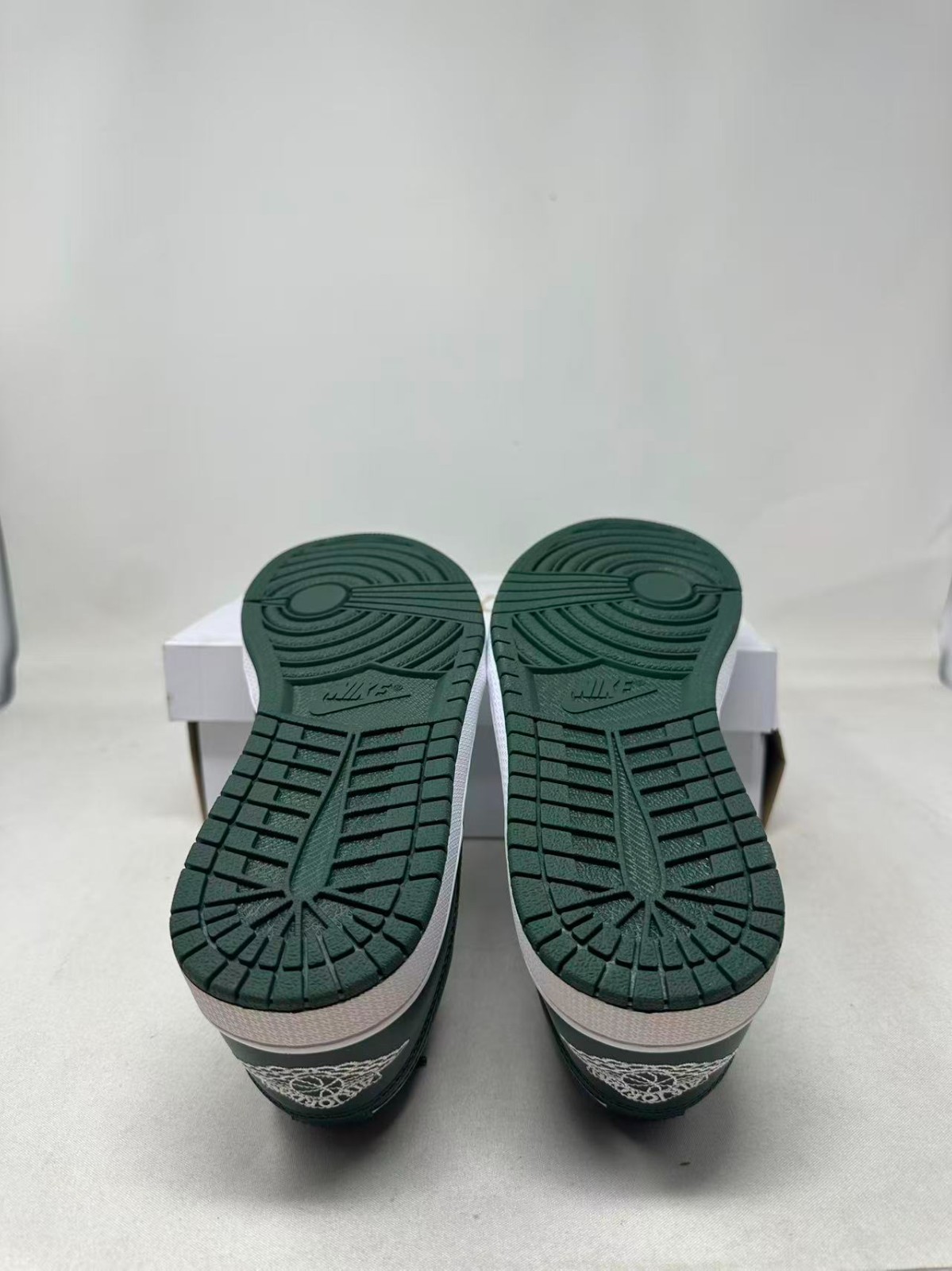 NEW DC0774-113 Nike Air Jordan 1 Low Galactic Jade White Khaki Forrest (Women’s)