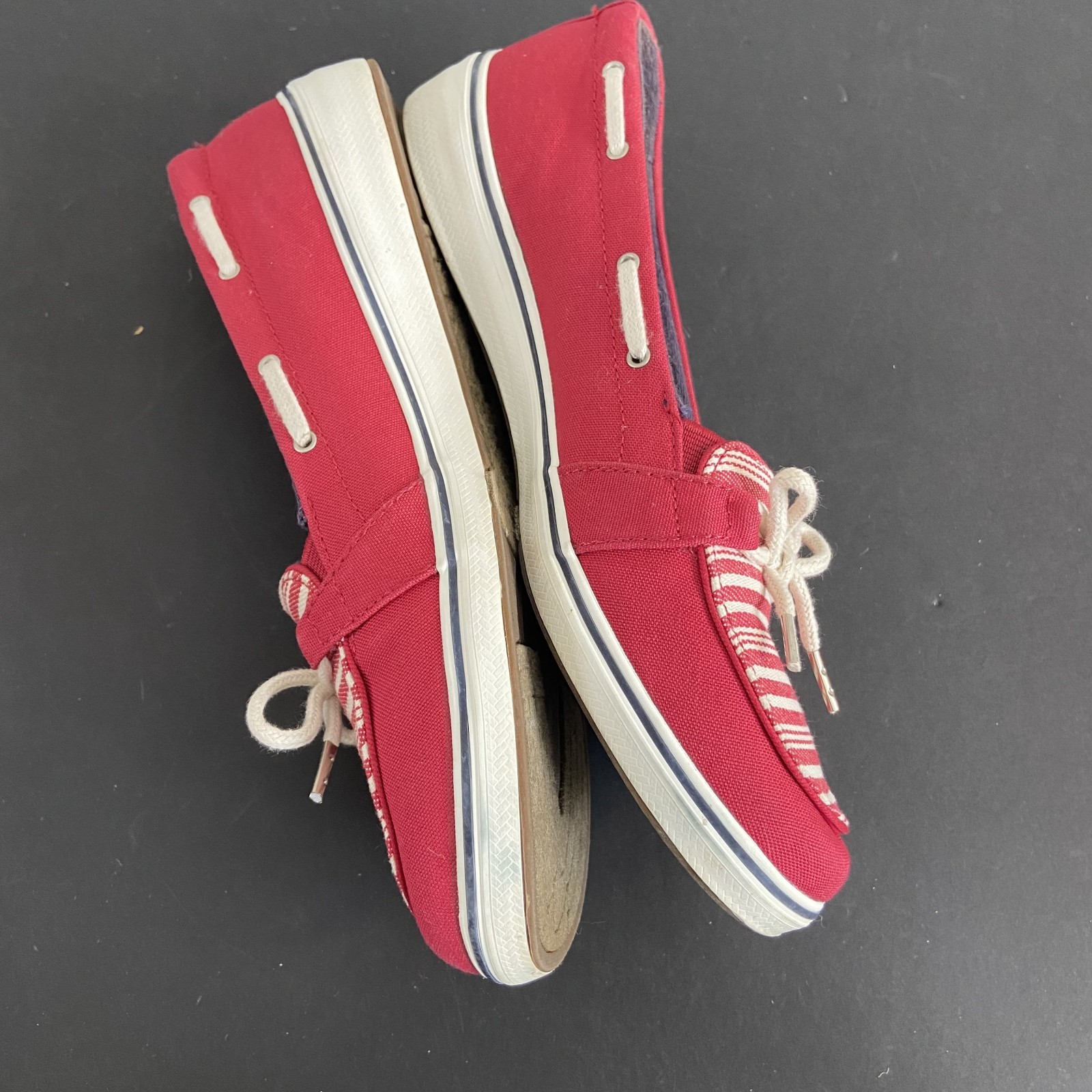 Grasshoppers Womens Size 6.5 Striped Red White Memory Foam Shoes Slip On Loafer