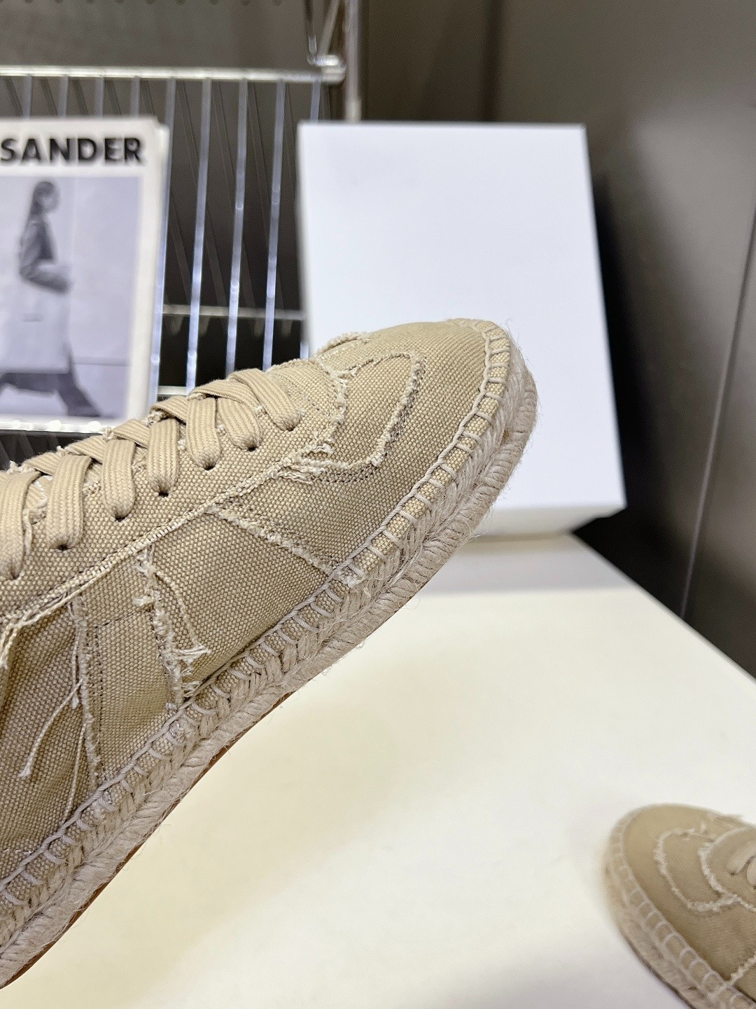 Gray Maison Margiela Raffia Upper Lightweight Daily Fashion Trainers🔥