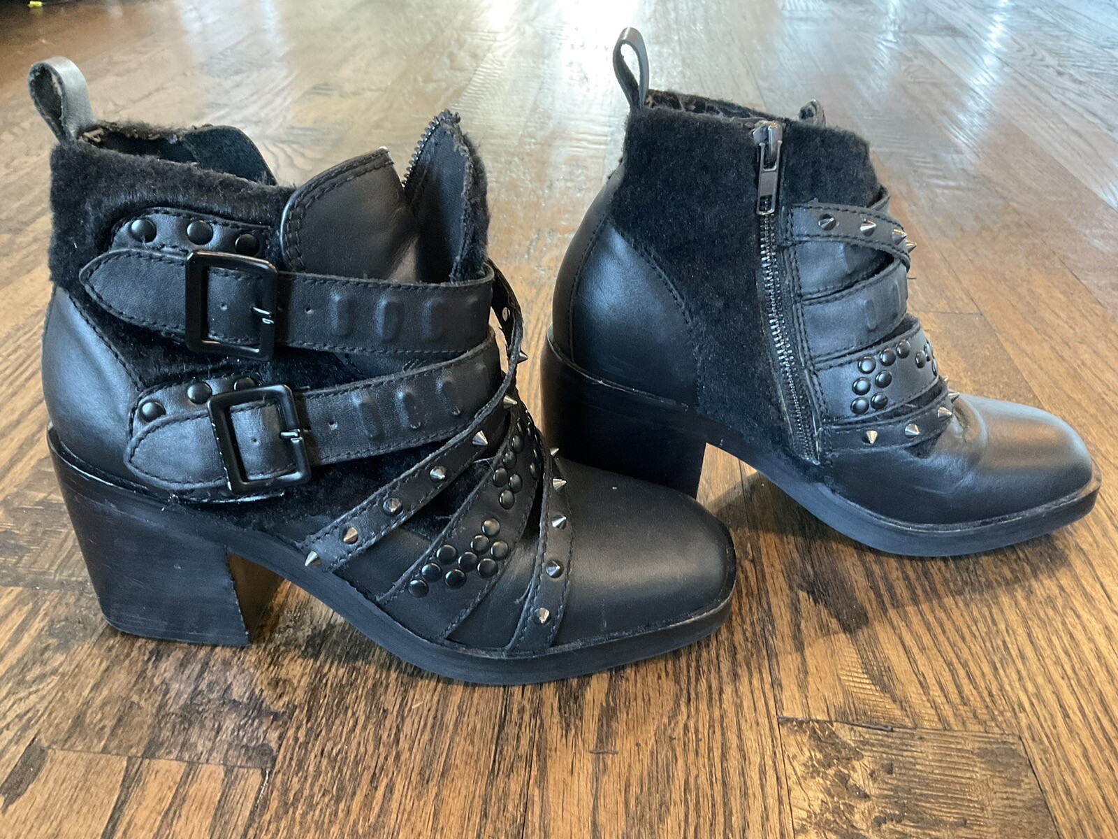 Kelsi Dagger Brooklyn Black Studded 3″ BlockHeel Ankle Boots Women’s US Size 6.5