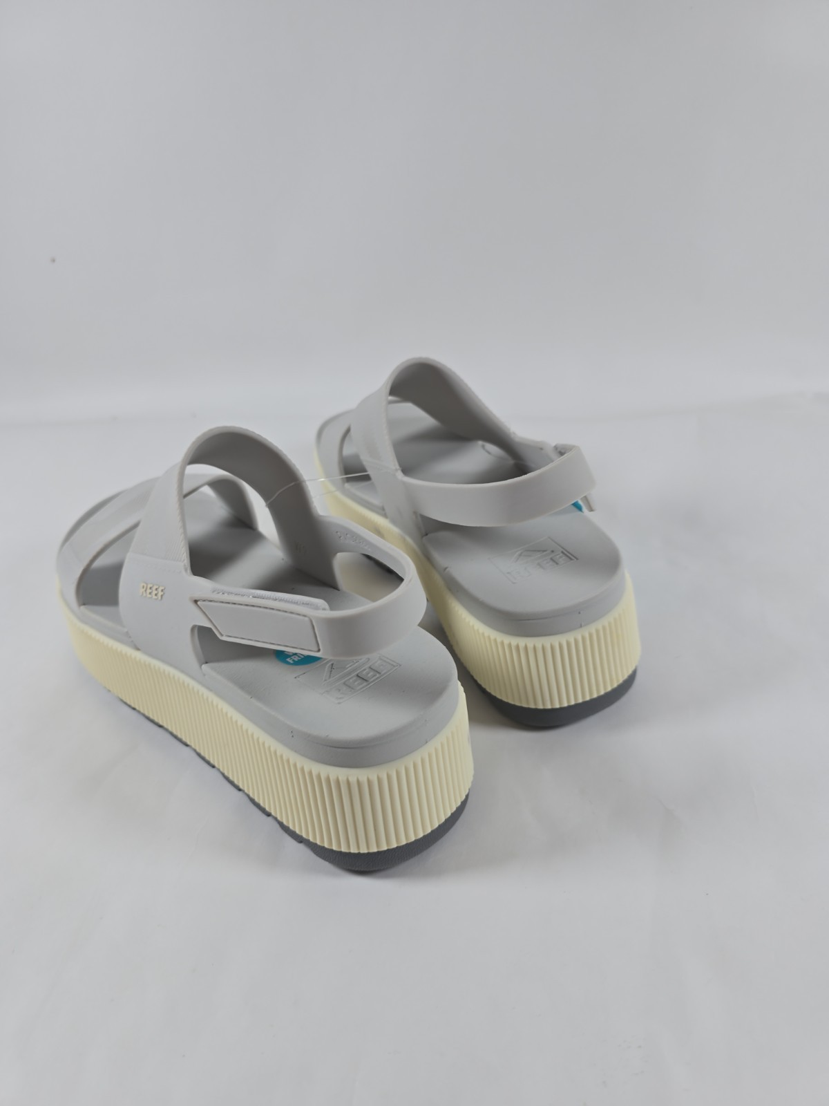 Reef Water Vista Higher Fog Grey Platform Sandals Womens 9 W