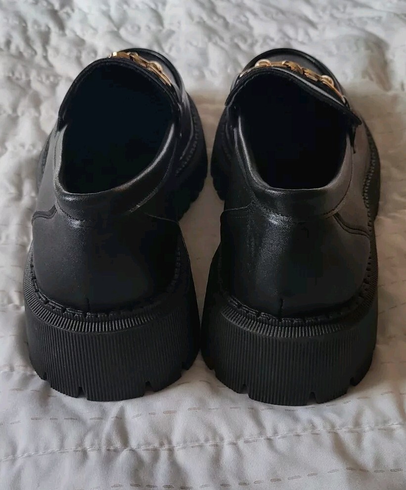 Black Gold Chain Platform Shoes EUR Size 40