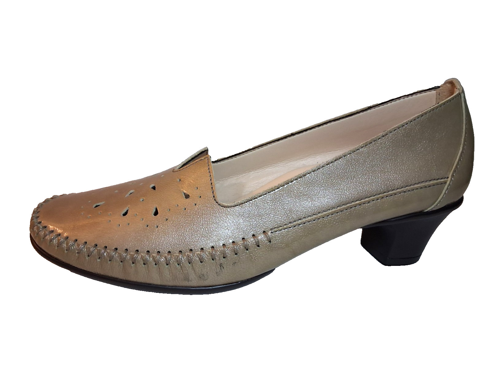 SAS Sonyo Slip On Heel Patent Leather Tan Beige Pumps Shoes sz 7.5 M Excellent