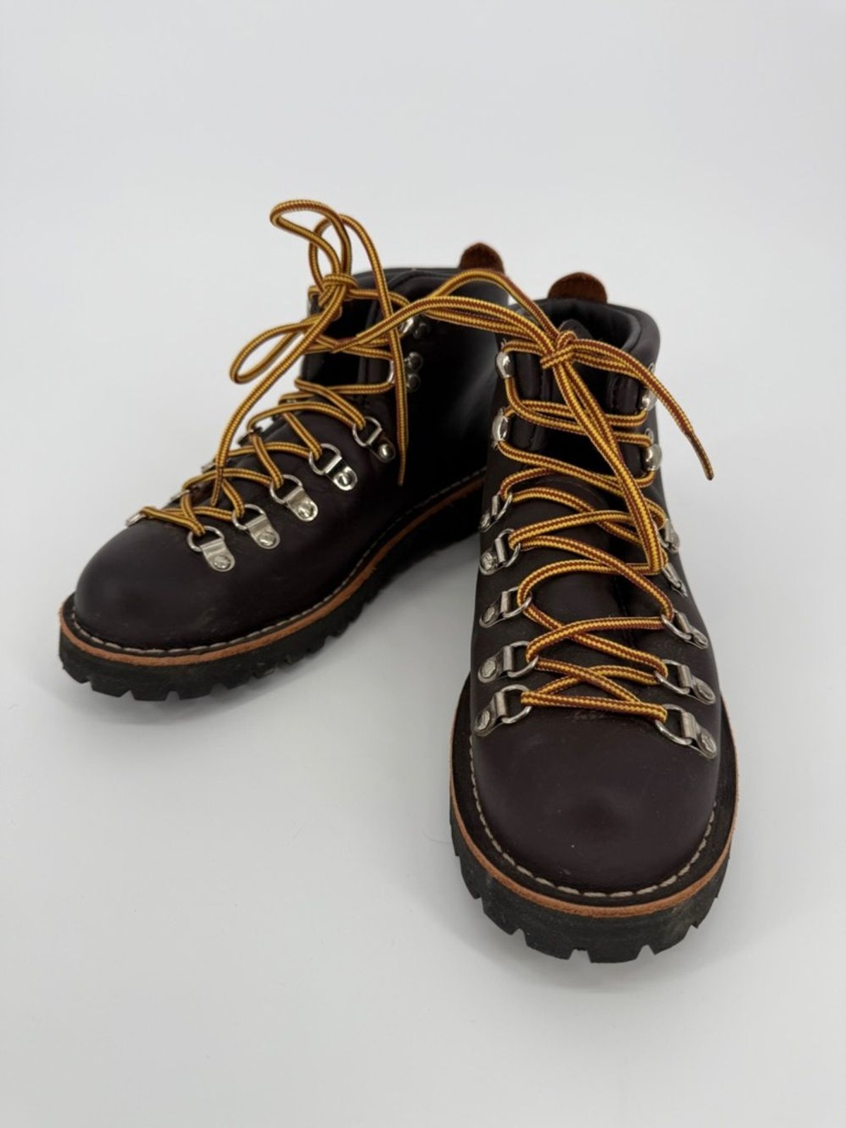 Danner Women’s Mountain Light Boots Size 9.5