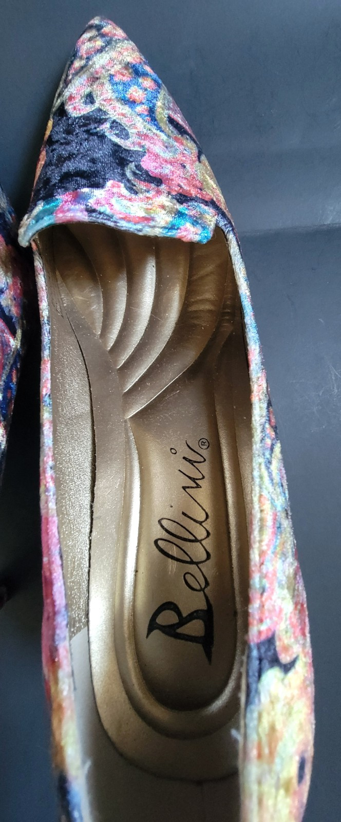 Bellini Women’s Bobcat Multi-colored Velvet Pump Heels Shoes – Sz 8.5