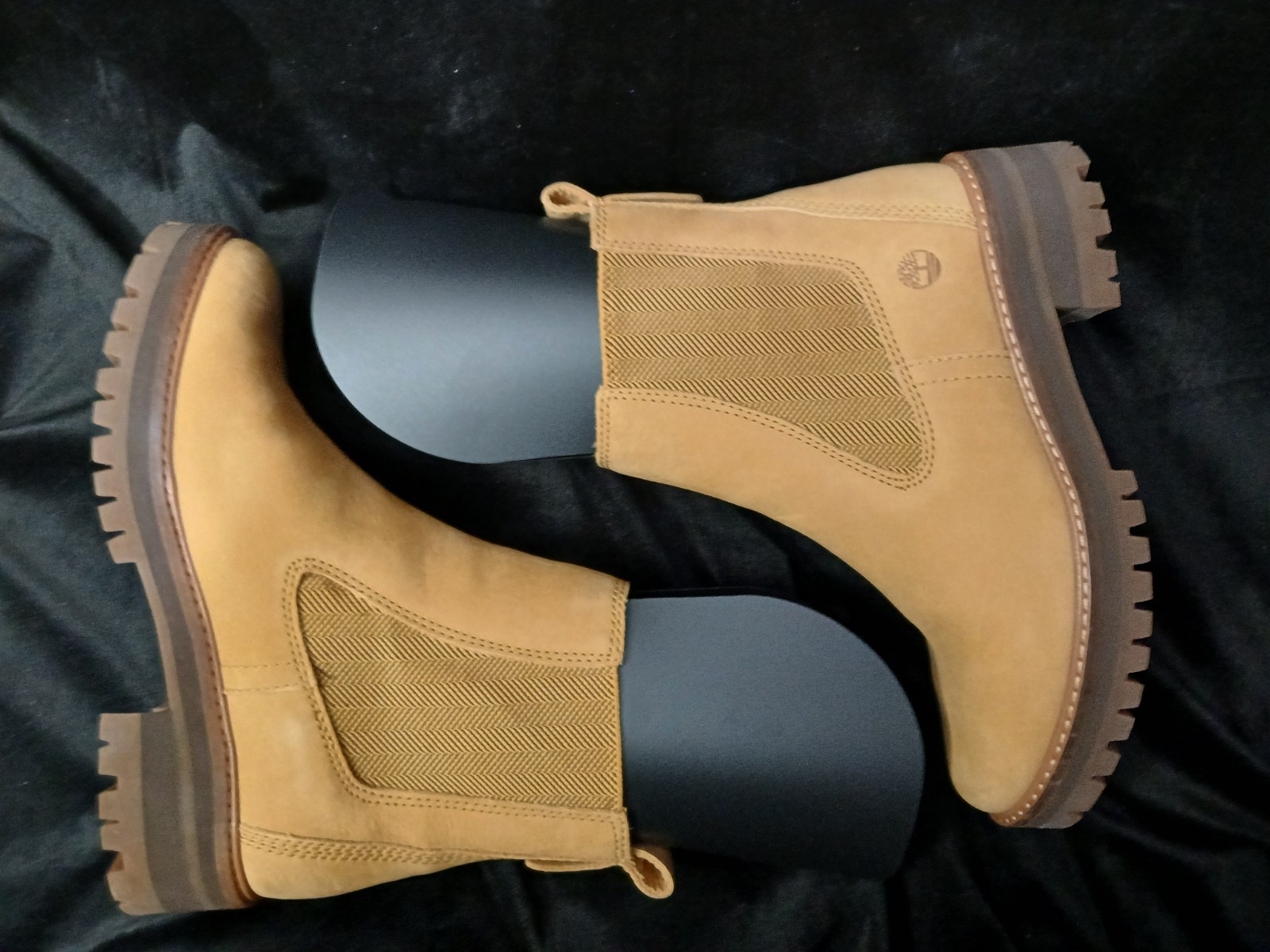 🩷 Timberland Women’s Size 8 Courmayeur Valley Chelsea Tan Suede Boots NWOB ⬛