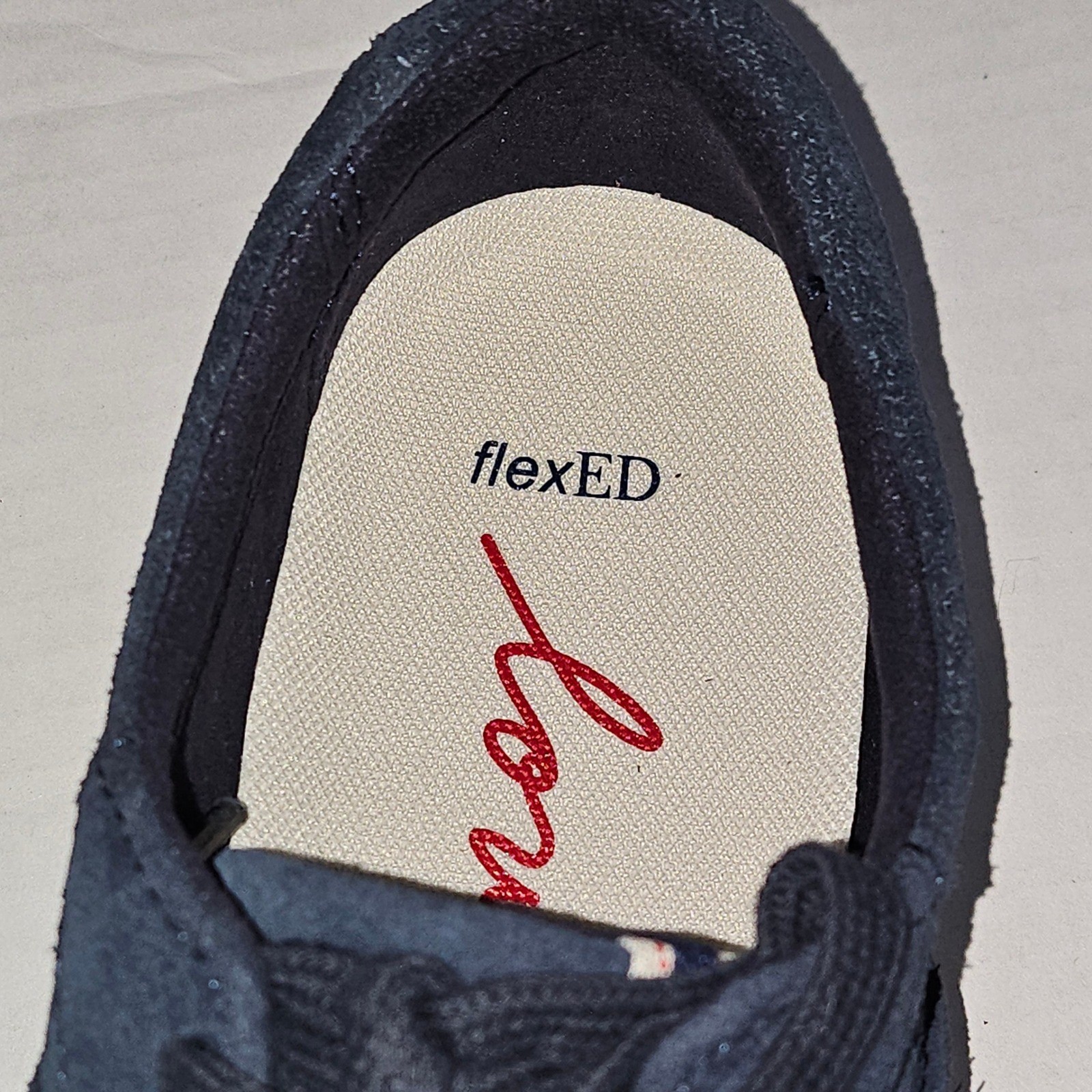 ED Ellen DeGeneres Akemi Navy Blue Bucato Suede Sneakers Womens Size 5M ED-AKEMI
