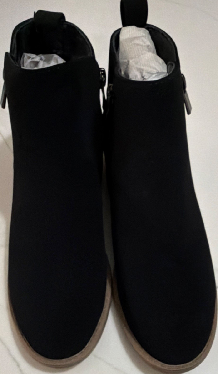 Vepose Women’s Black Round Toe Ankle Zip Chelsea Nubuck Boots US 8.5