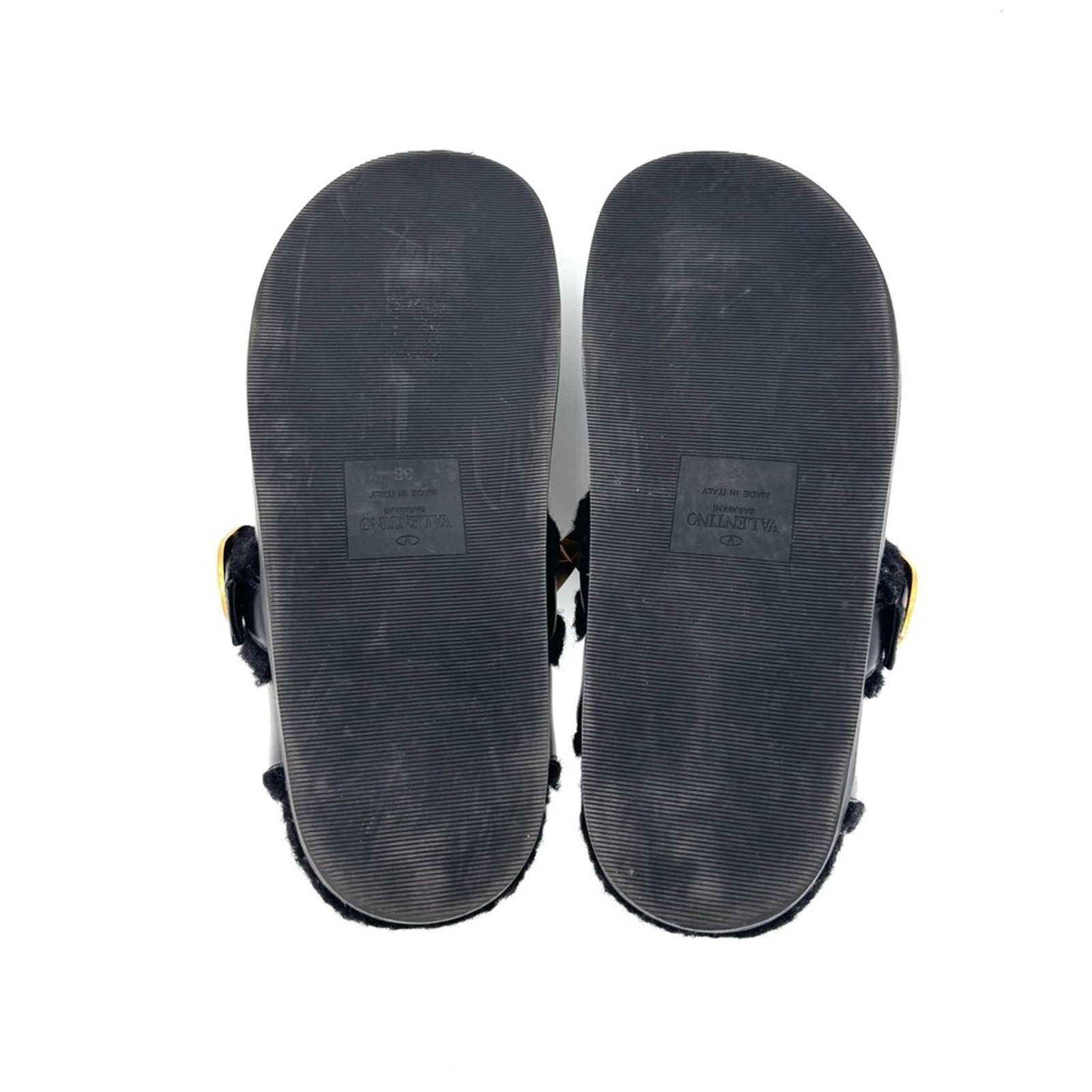 Valentino Garavani Roman Stud Shearling Lined Sabot Slip On Mules Slides 38