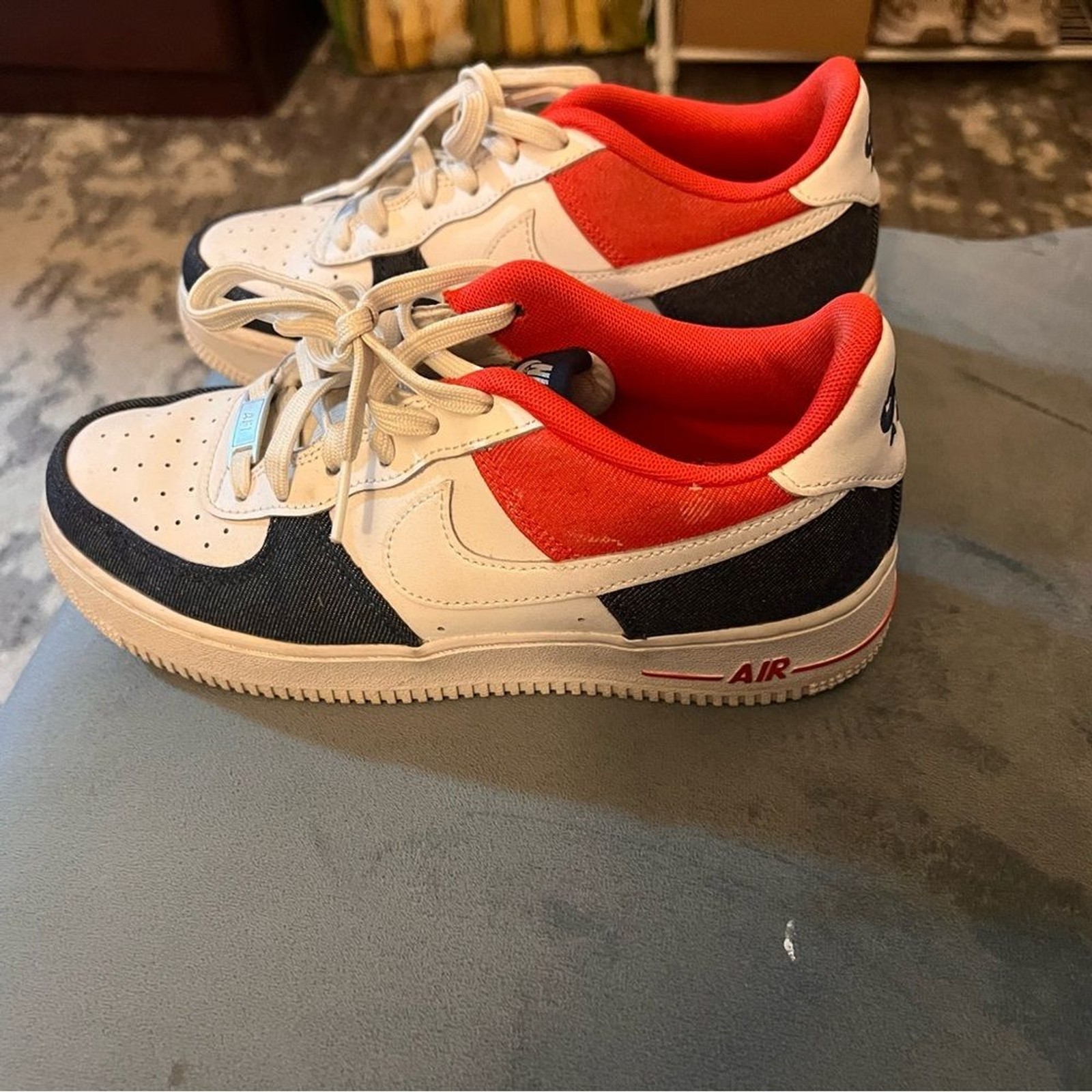AIR FORCE 1 ’07 LX ‘WHITE RED DENIM’