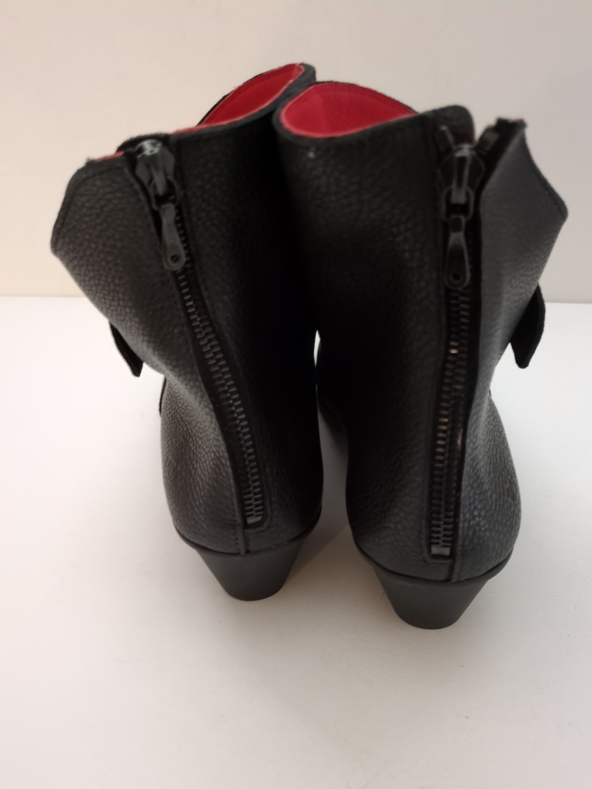 New! Arche Cyssmy Black Leather Bootie US 9 – 40 EU MSRP $495 (KS3)
