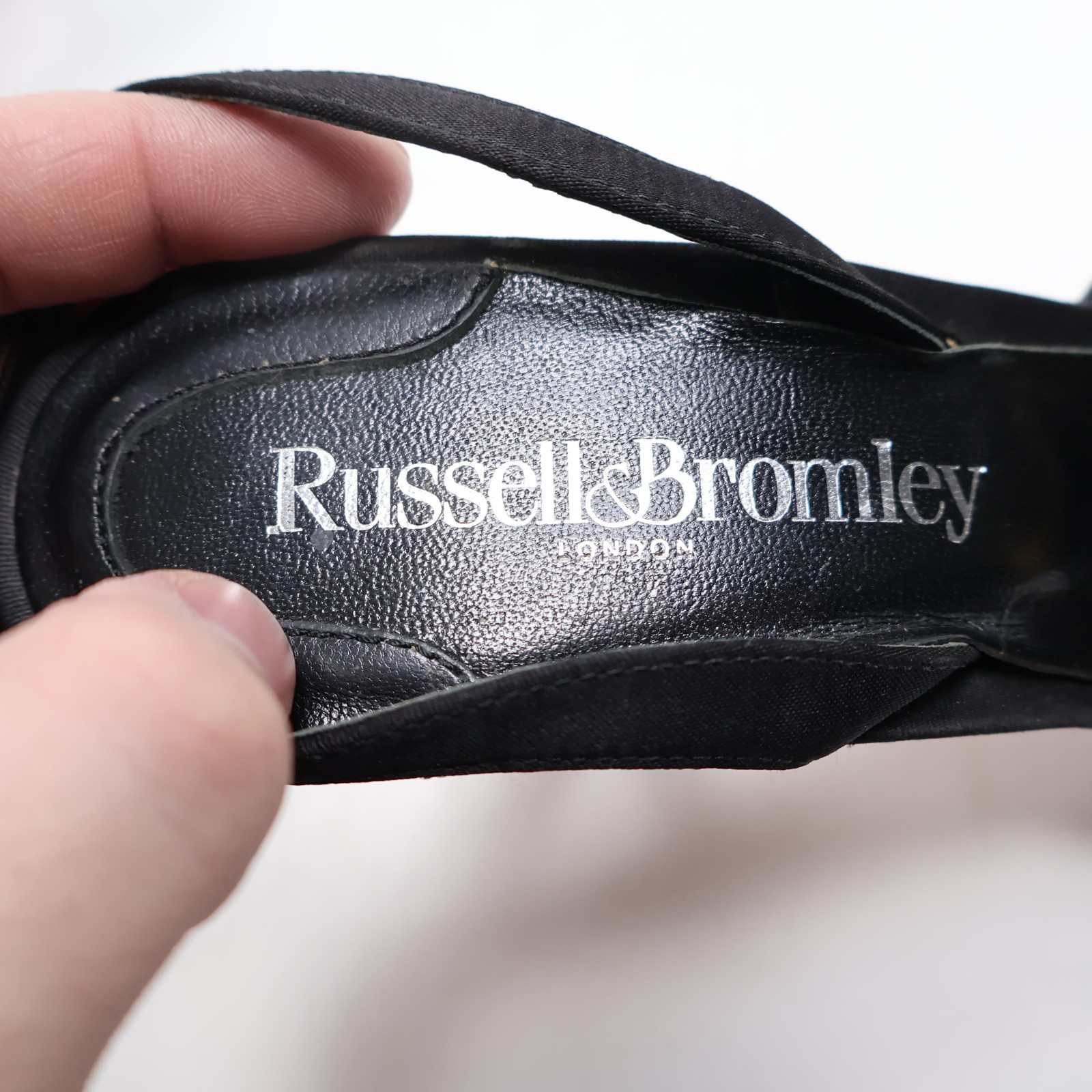 Russell & Bromley London Bond Street Black Suede & Leather Pumps Heels Size 9 40