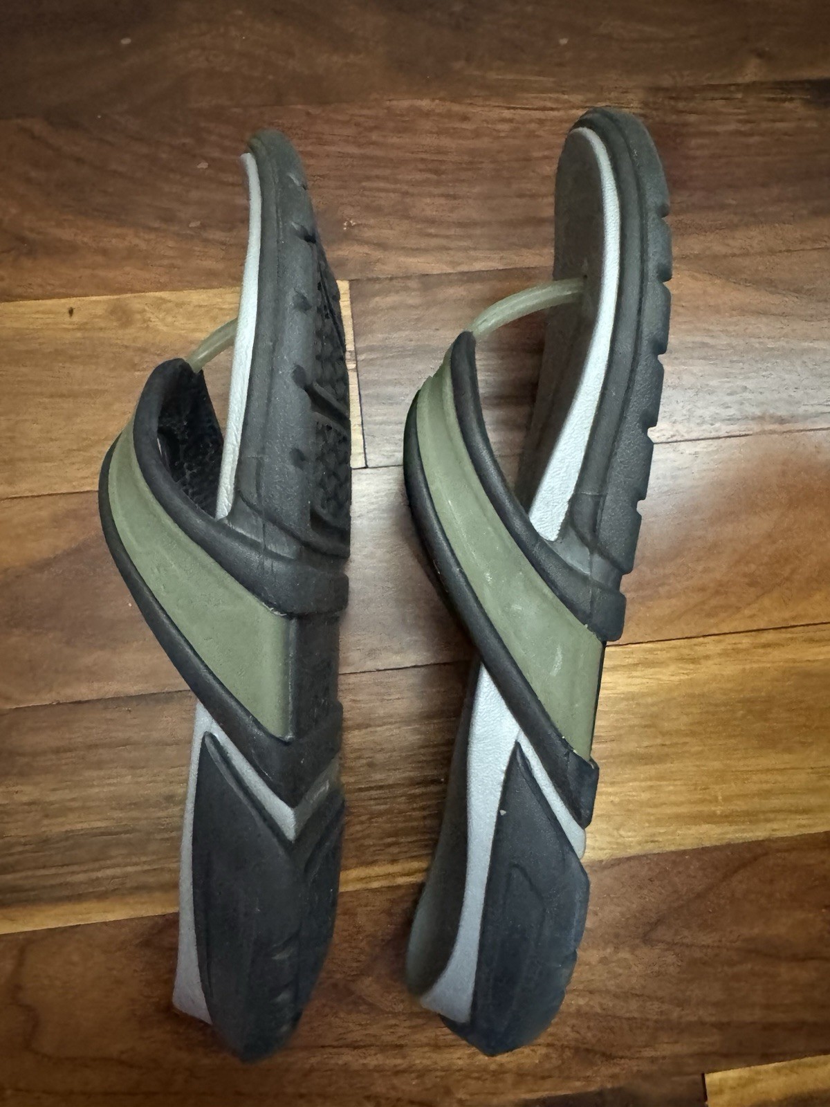 Crocs Croslite A9 Flip Flops Sandals Thong Unisex SZ M7 W9 Green Gray Navy Blue
