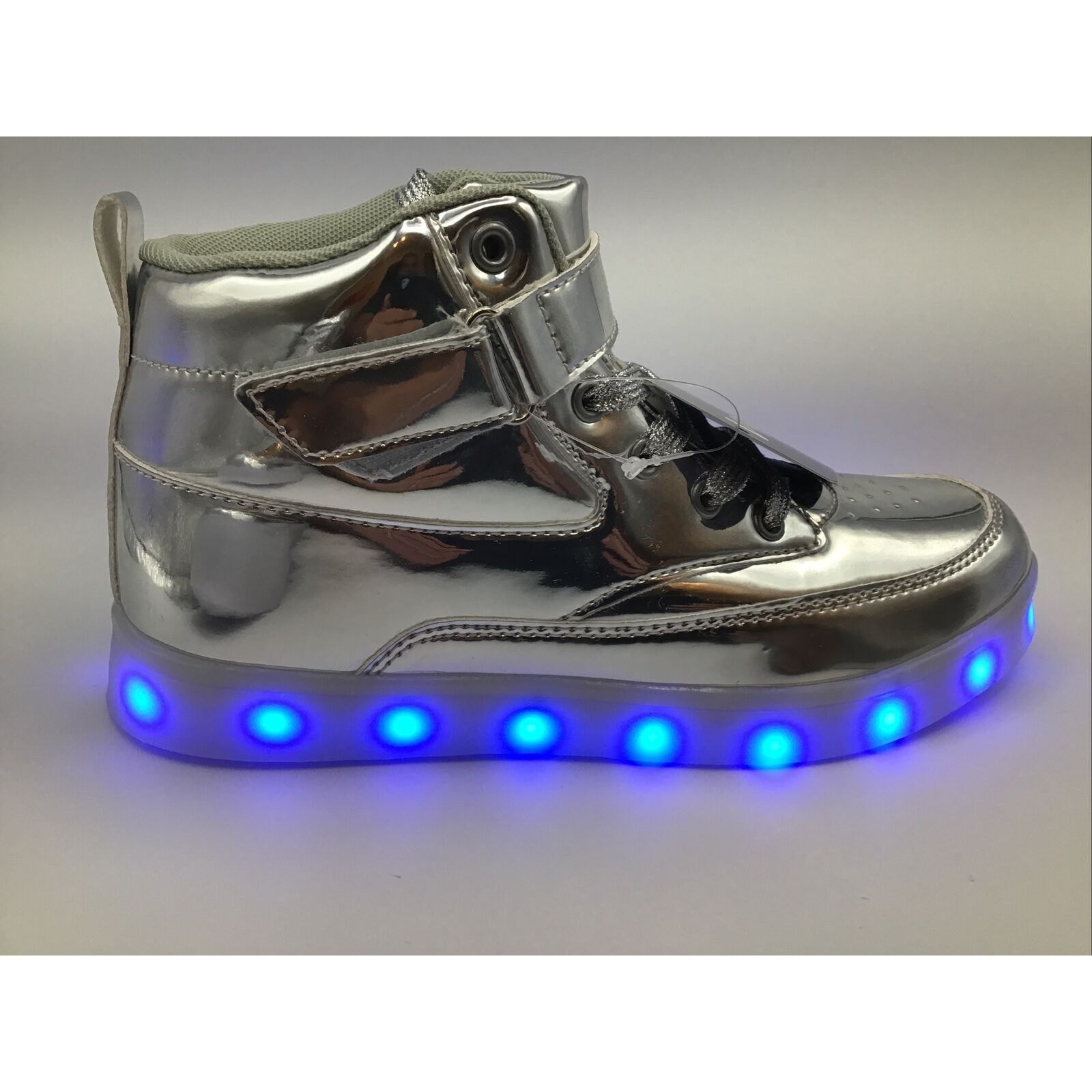 Voovix Unisex Silver LED Light Up High Top PU Leather Sneakers Sz.7M (W)/5(M)