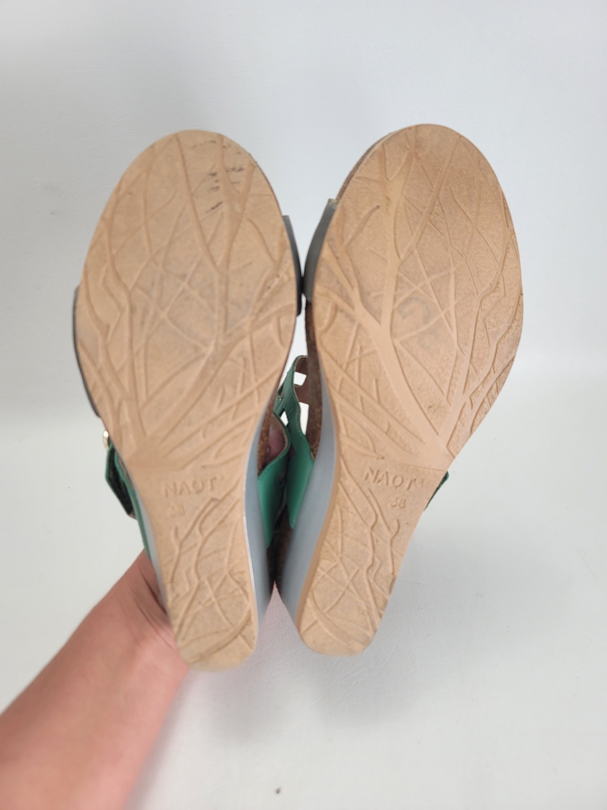Naot Dynasty Wedge Sandal Womens Sz US 8 EU 38 Leather Memory Foam Footbed Cork