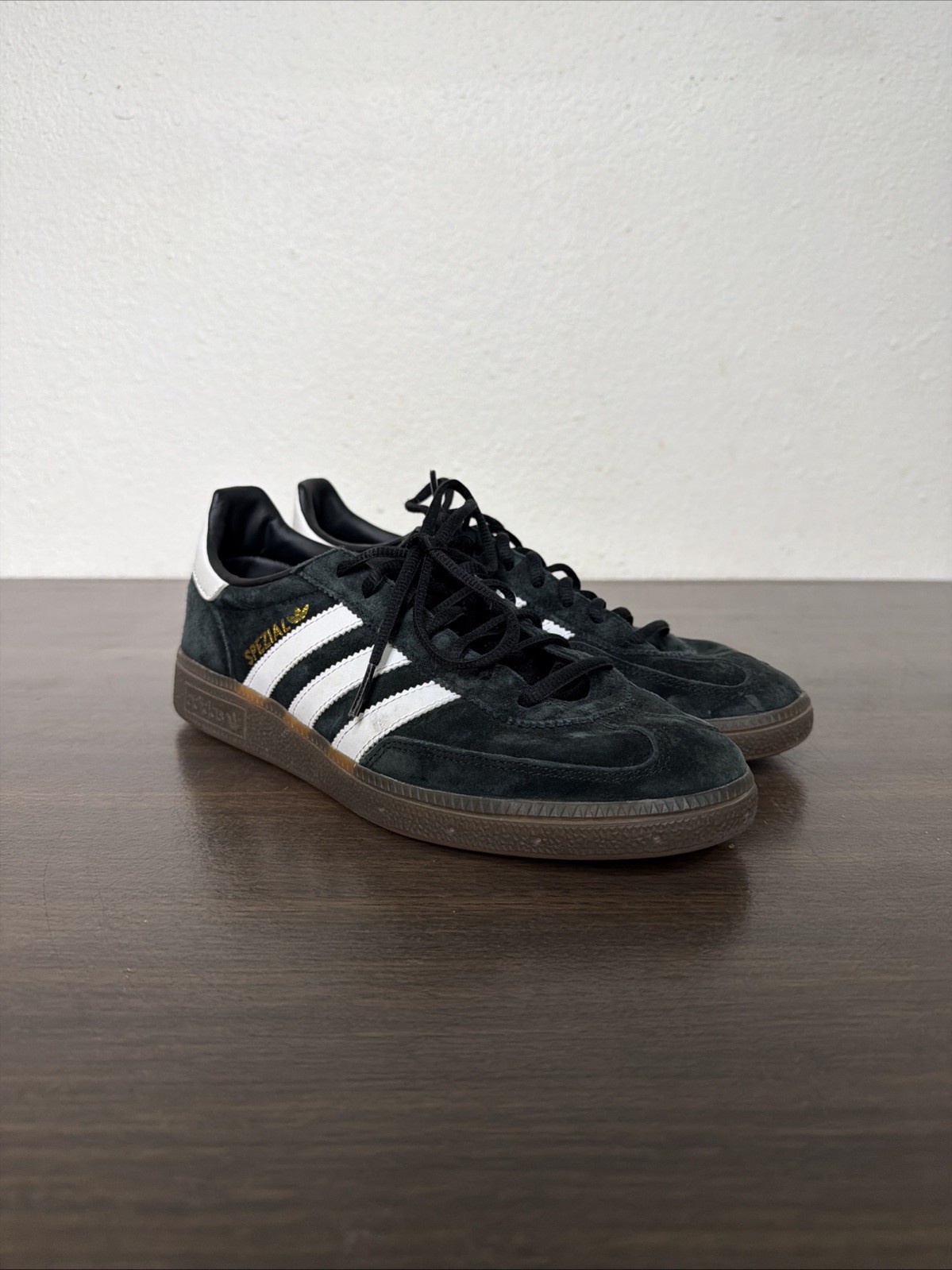 Adidas Handball Spezial Green Suede Gum Sole Sneakers Women’s Size 7.5