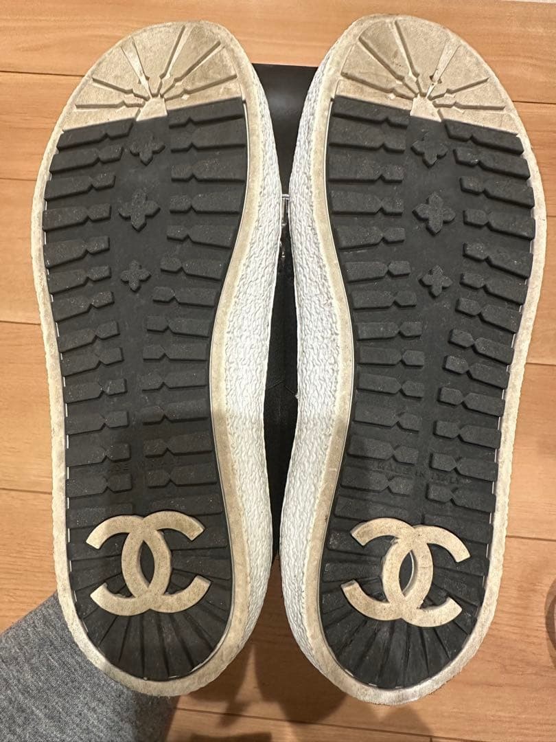 CHANEL 2016 Slip on Black Silver Tweed Suede CC Logo Sneaker USED Auth #S3512